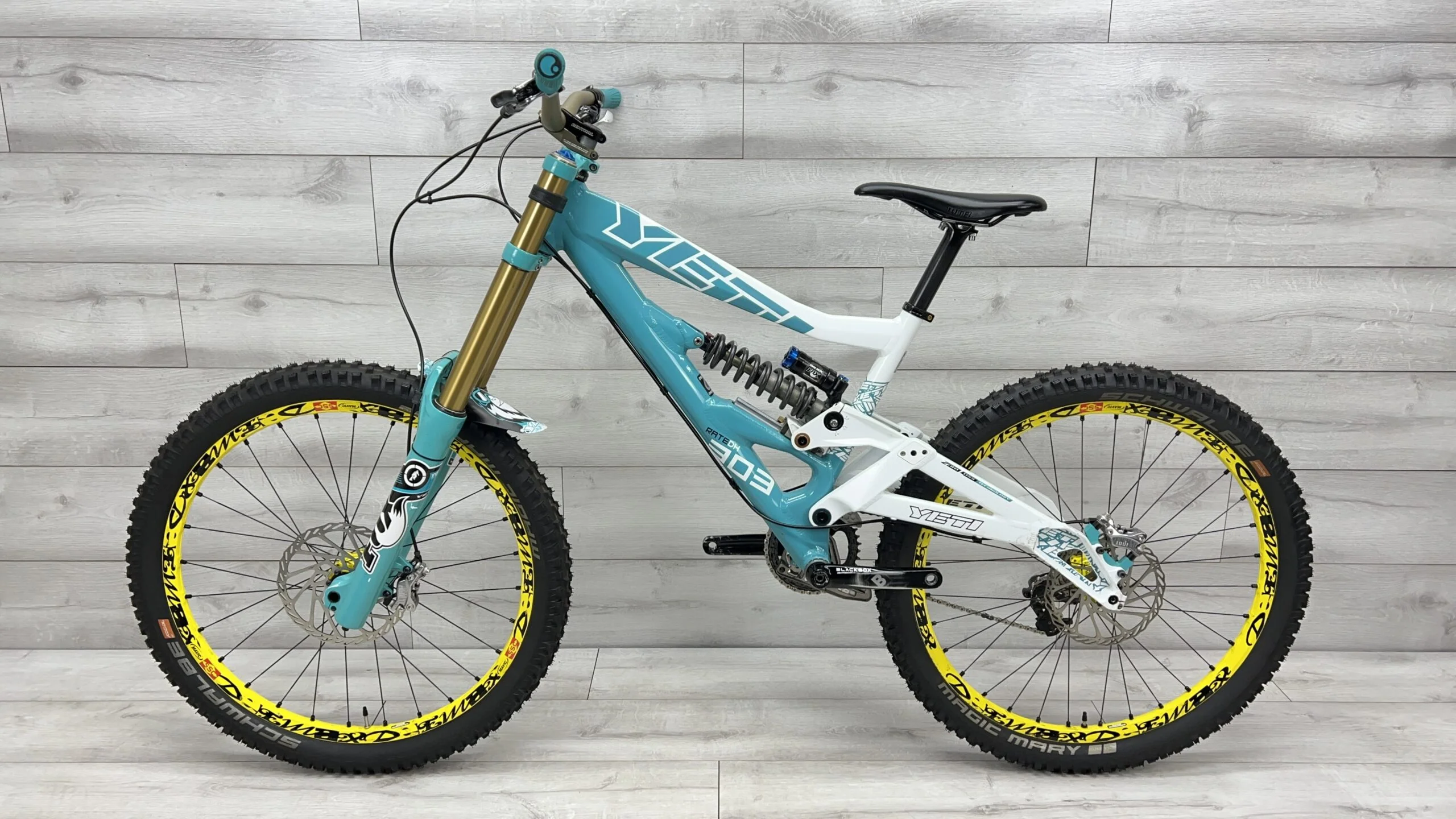 2010 Yeti 303 RDH  Mountain Bike - Medium - Image 2