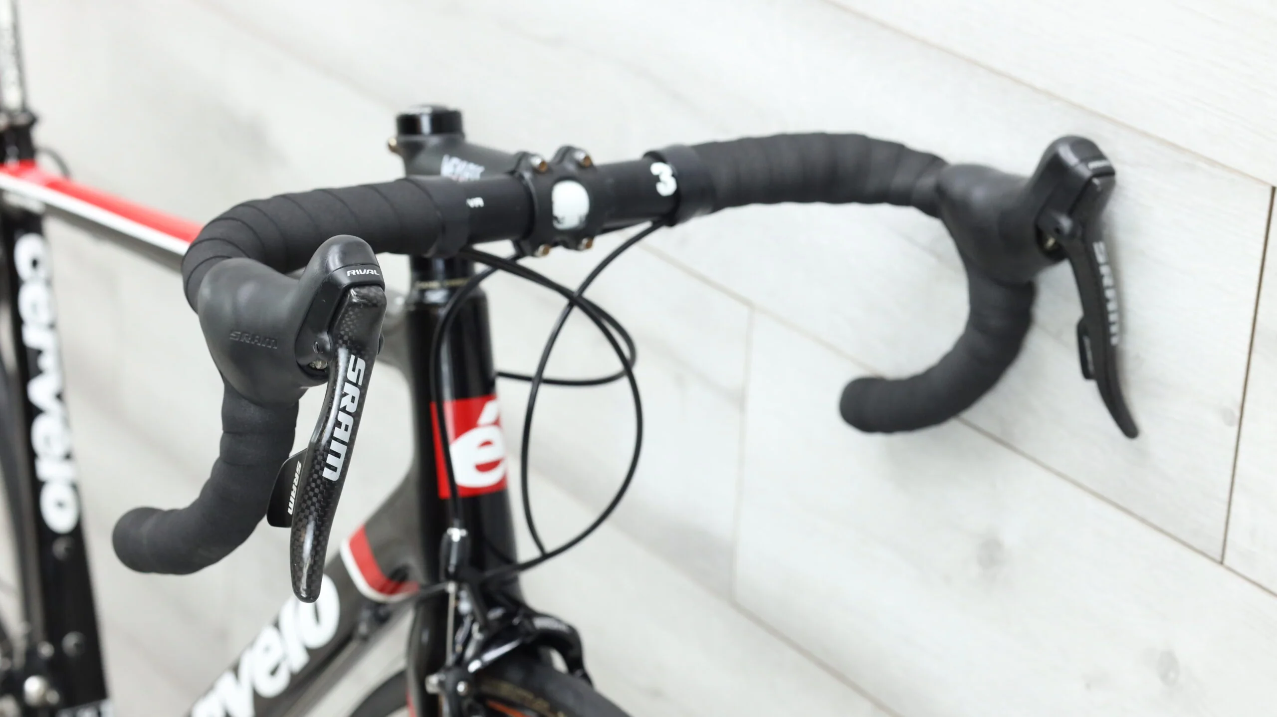 2011 Cervelo R3  Road Bike - 54cm - Image 7