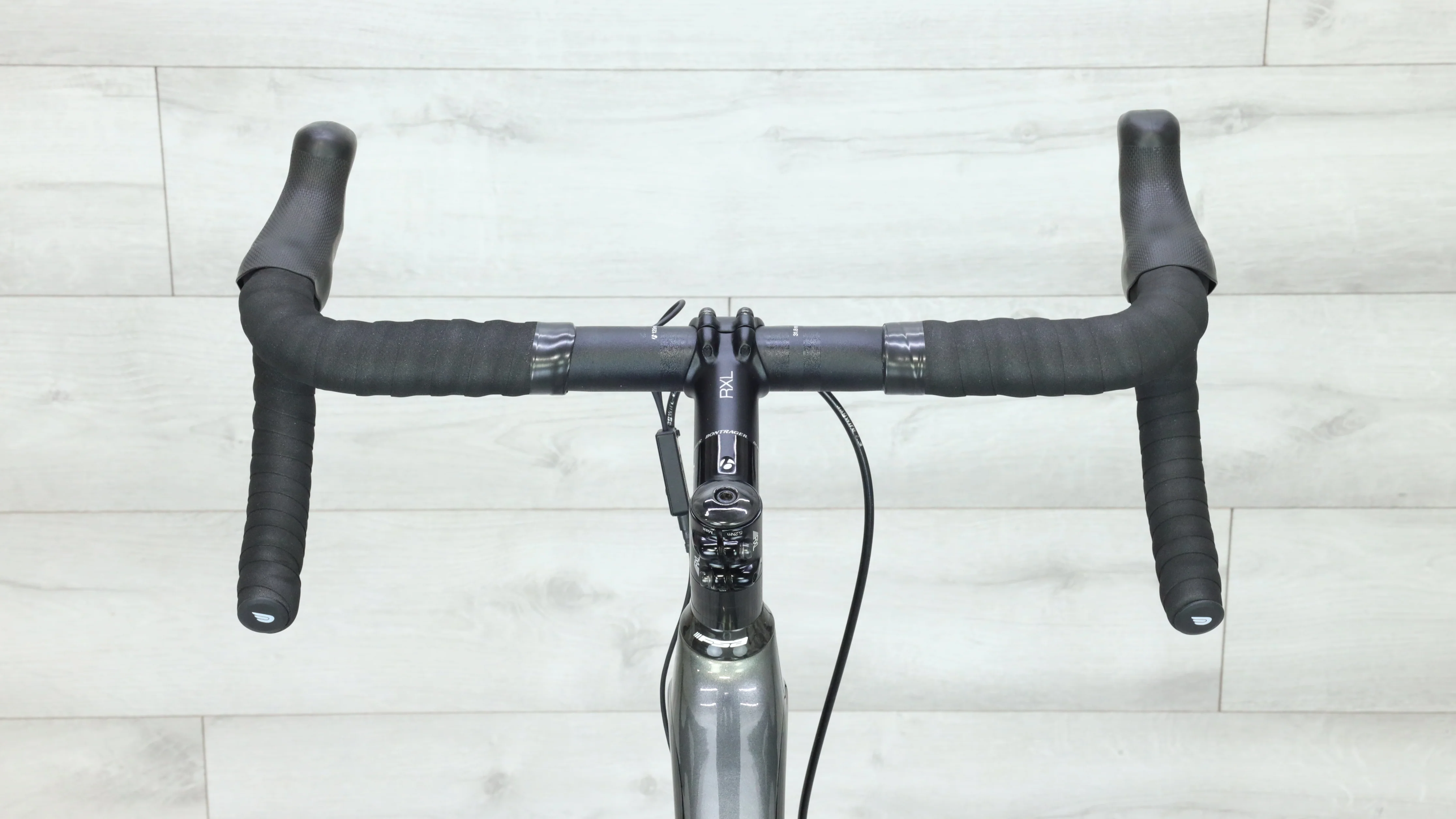 Trek Domane 5.9 Road Bike - 2013, 62cm - Image 11