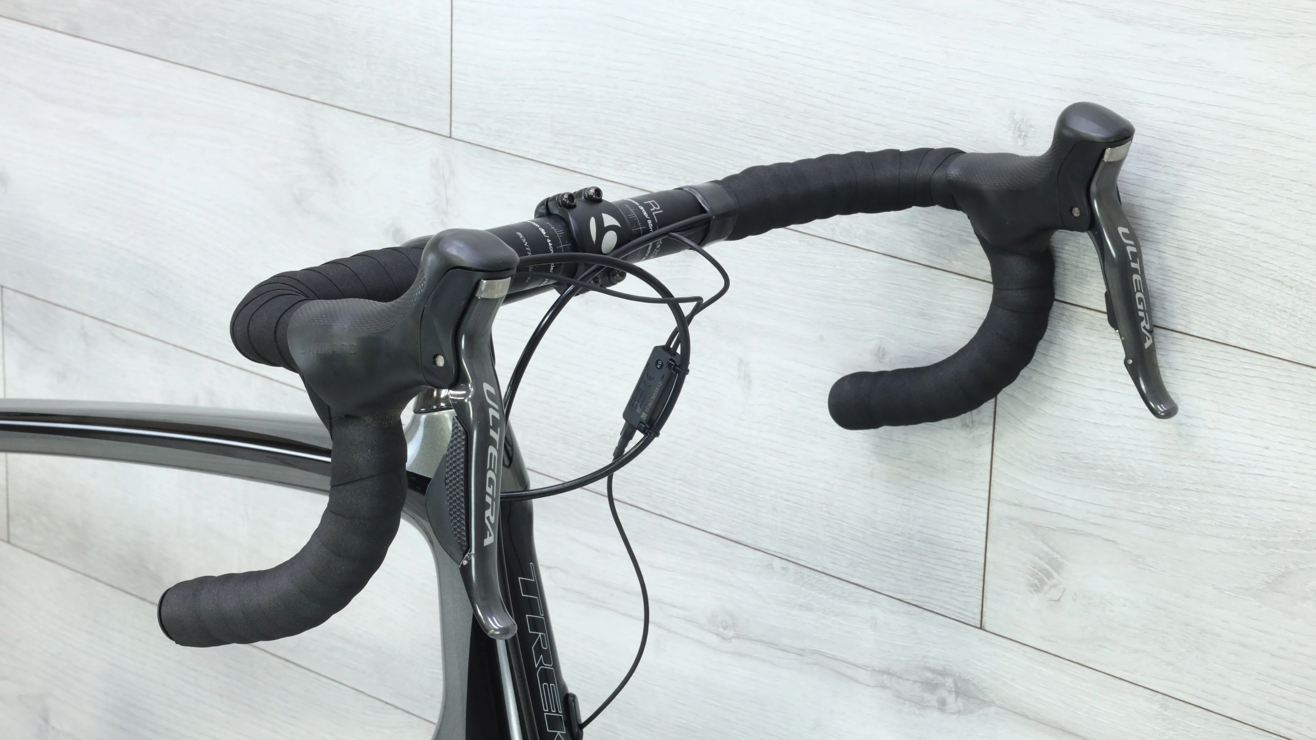 Trek Domane 5.9 Road Bike - 2013, 62cm - Image 7