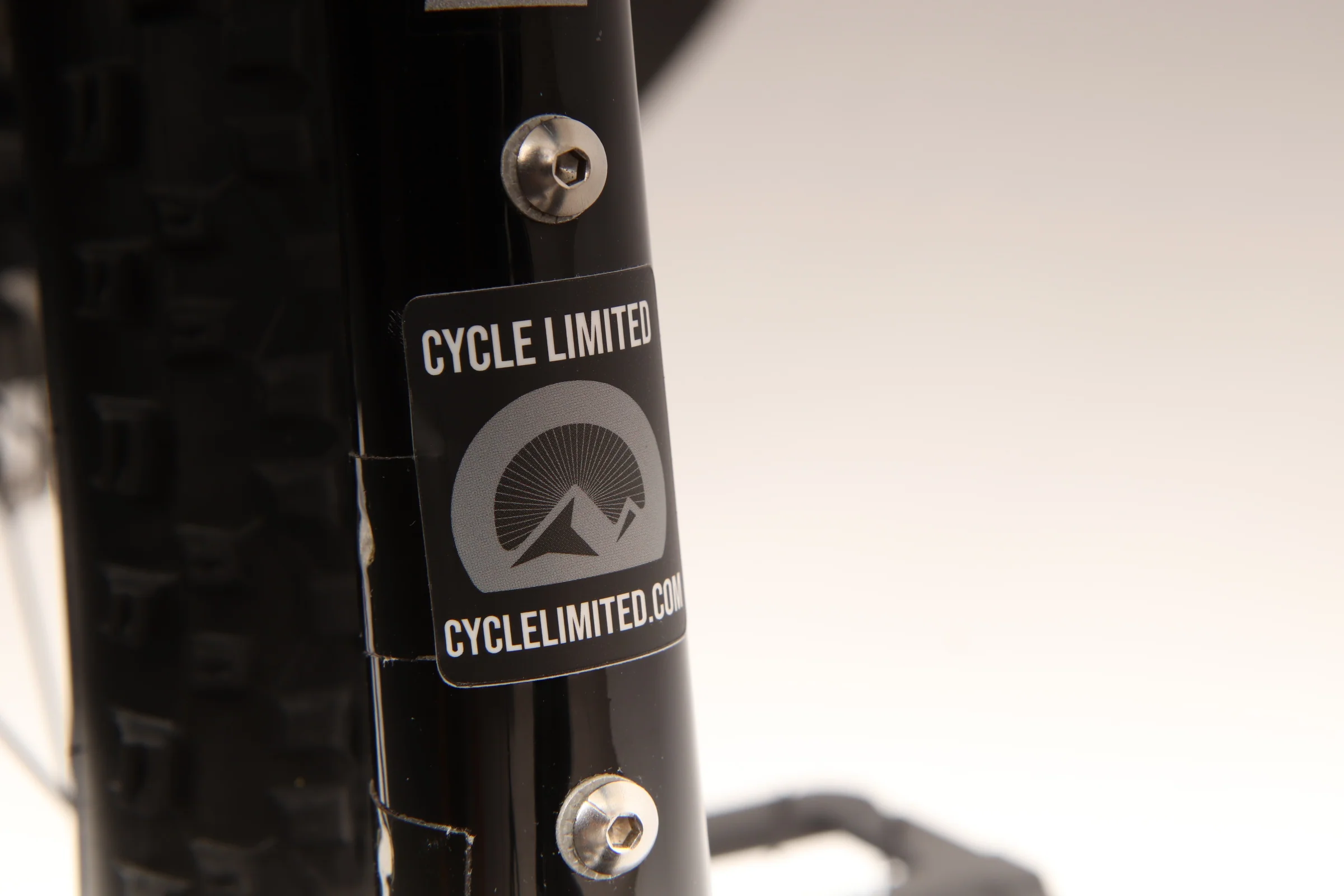 2015 CANNONDALE F-SI CARBON 2  Mountain Bike - Medium - Image 3