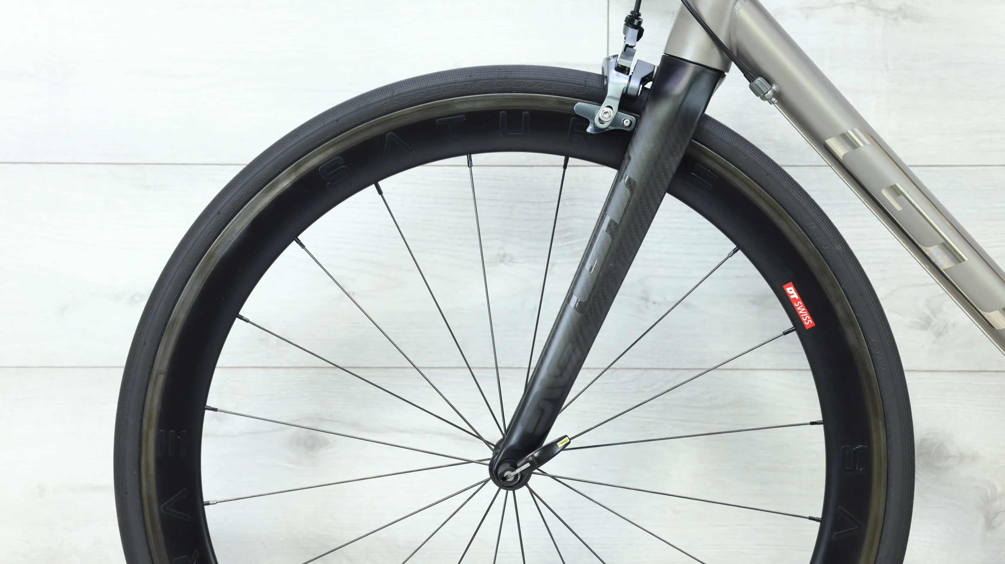2015 GT Edge Titanium Road Bike - Large - Image 12