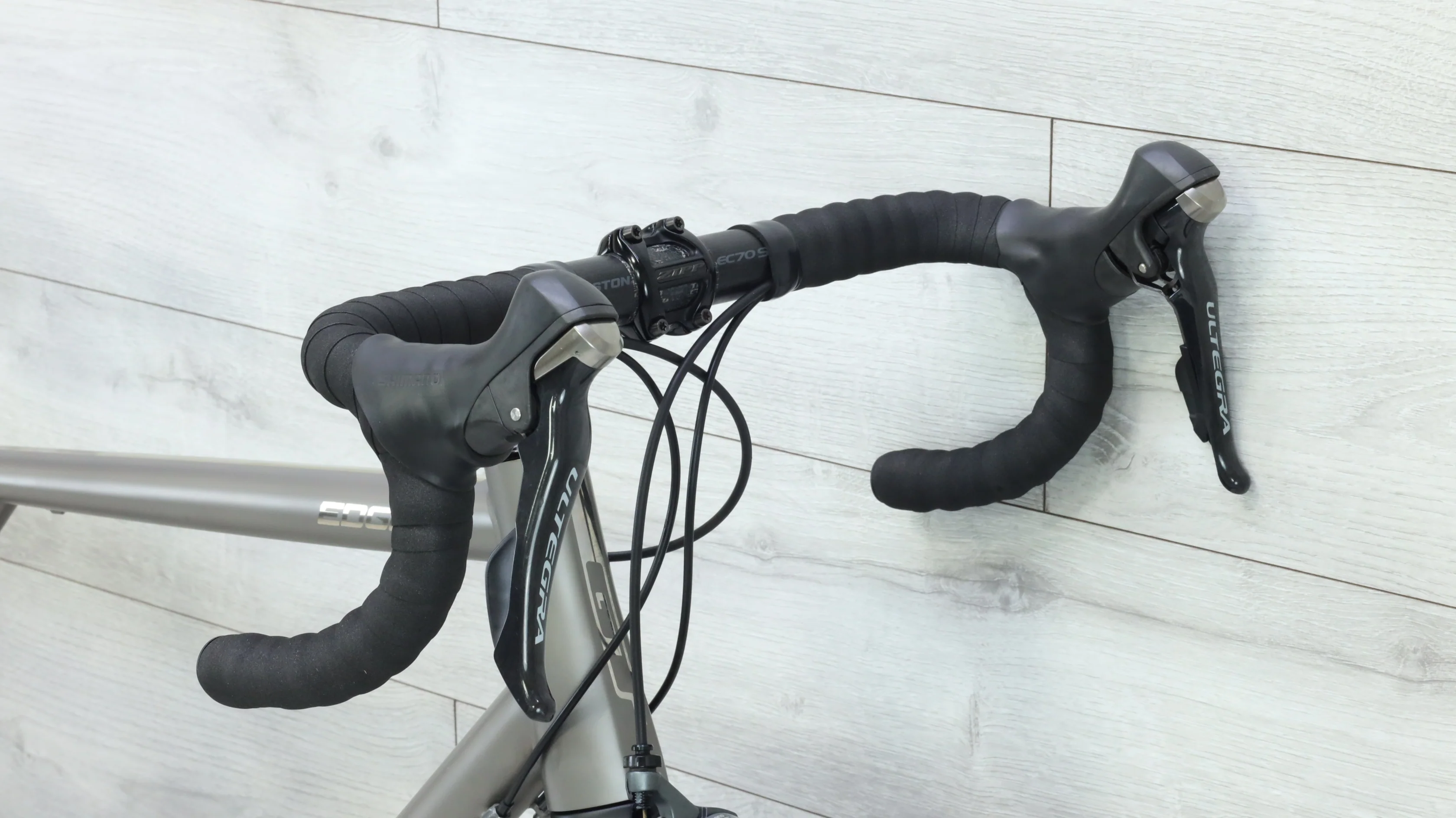 2015 GT Edge Titanium Road Bike - Large - Image 7