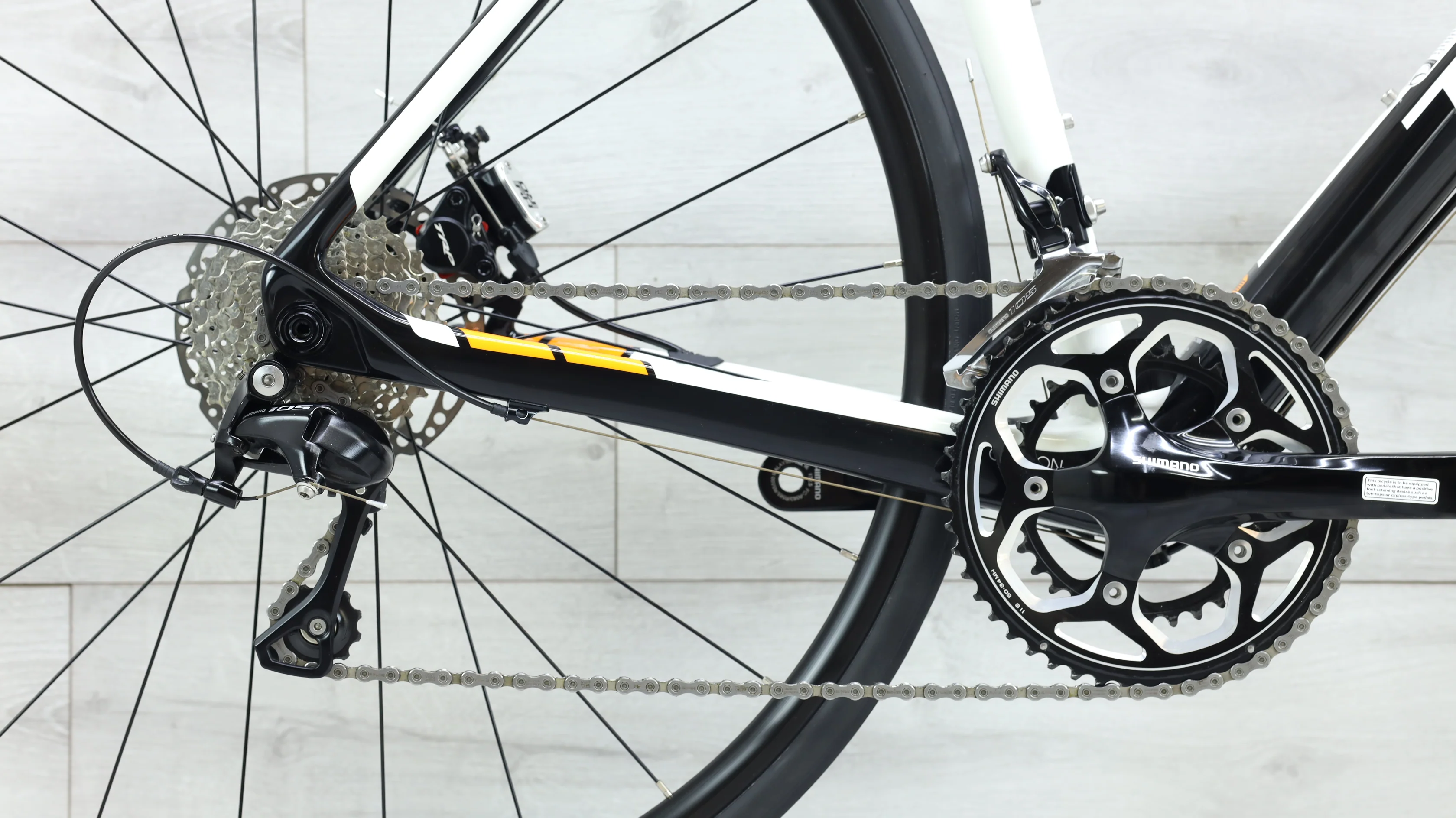 2015 Trek Domane 4.3 Disc Road Bike - 54cm - Image 4