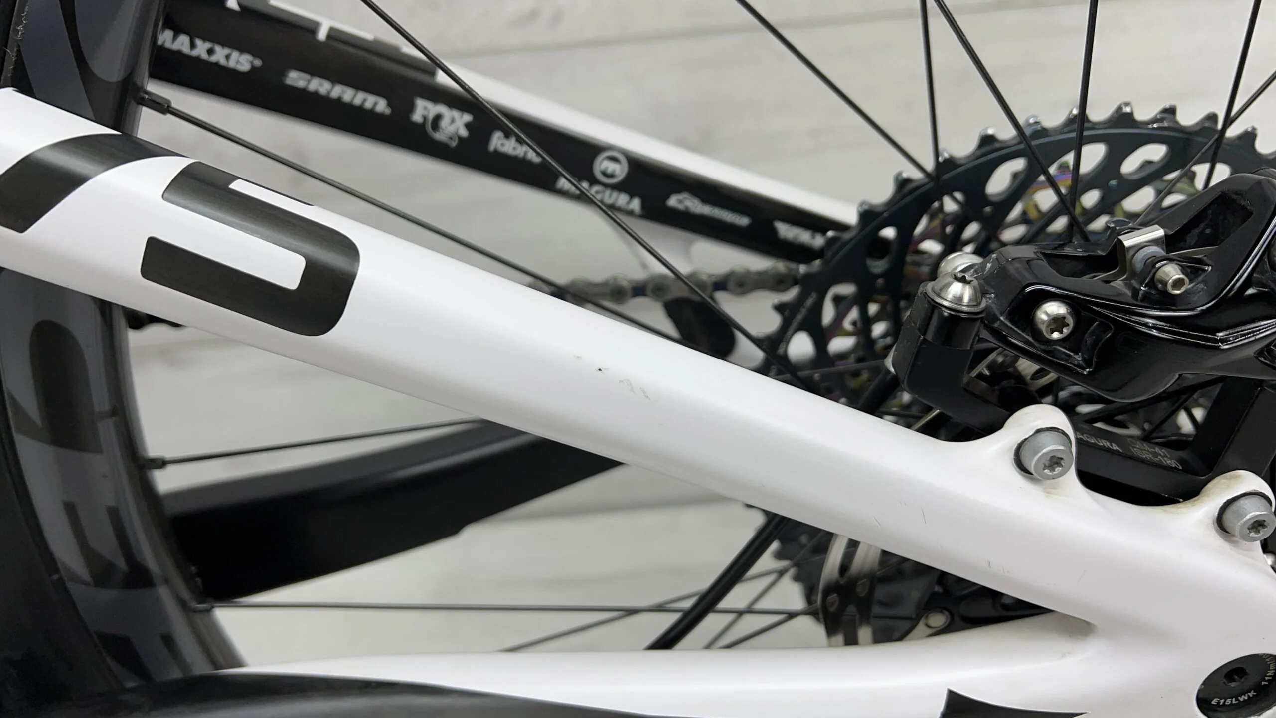 2016 Intense Tracer 275 Palmer Edition Mountain Bike - Medium - Image 12
