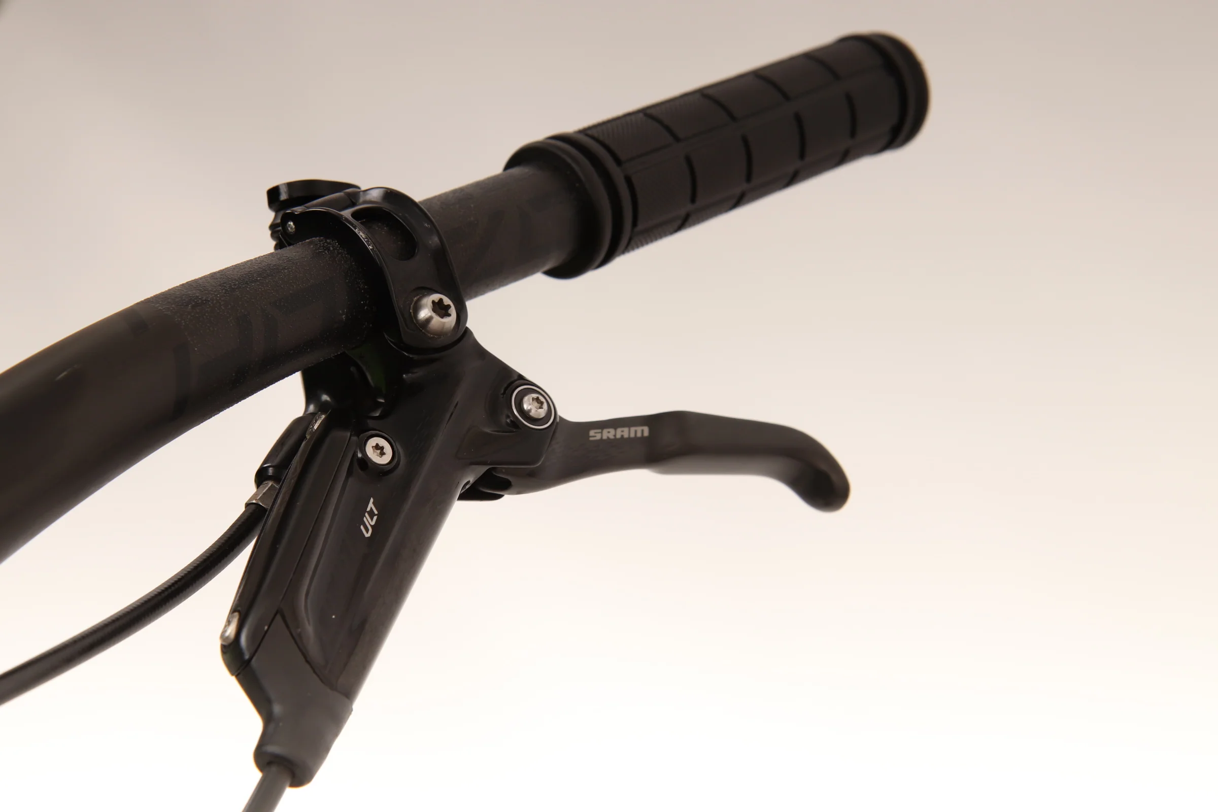 2017 CANNONDALE F-SI CARBON TEAM  Mountain Bike - Medium - Image 6
