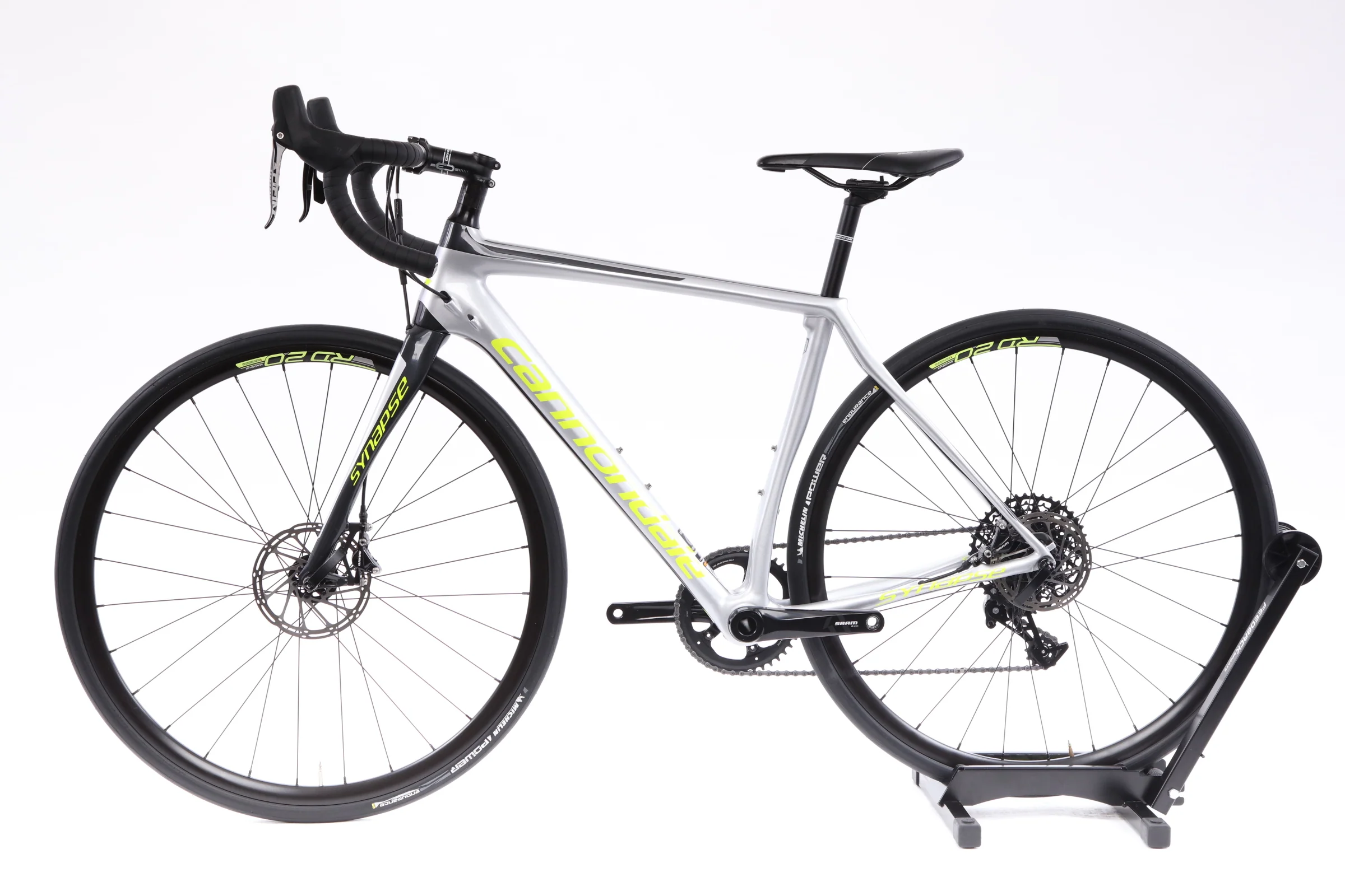 2017 Cannondale Synapse Carbon Disc Apex  Road Bike - 51cm - Image 2