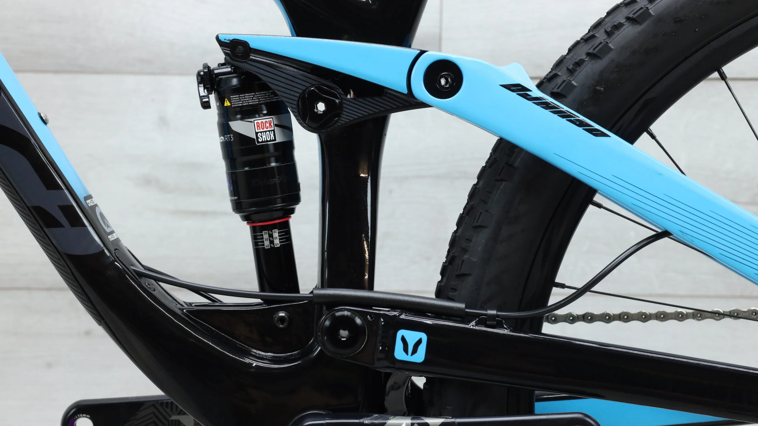 2017 Devinci Django Carbon X01 Mountain Bike - Medium - Image 10