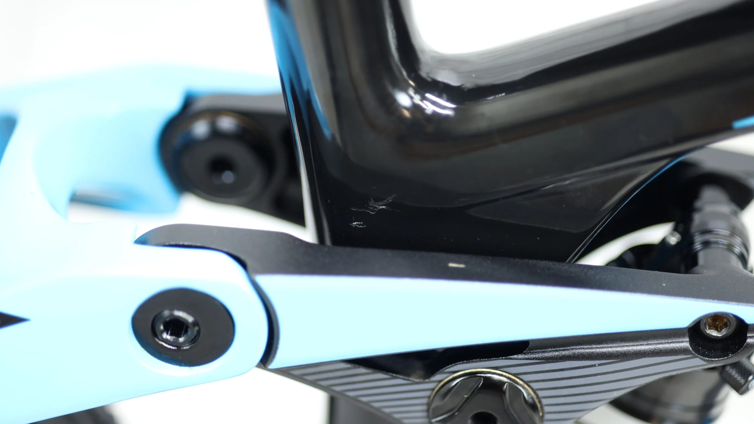 2017 Devinci Django Carbon X01 Mountain Bike - Medium - Image 14