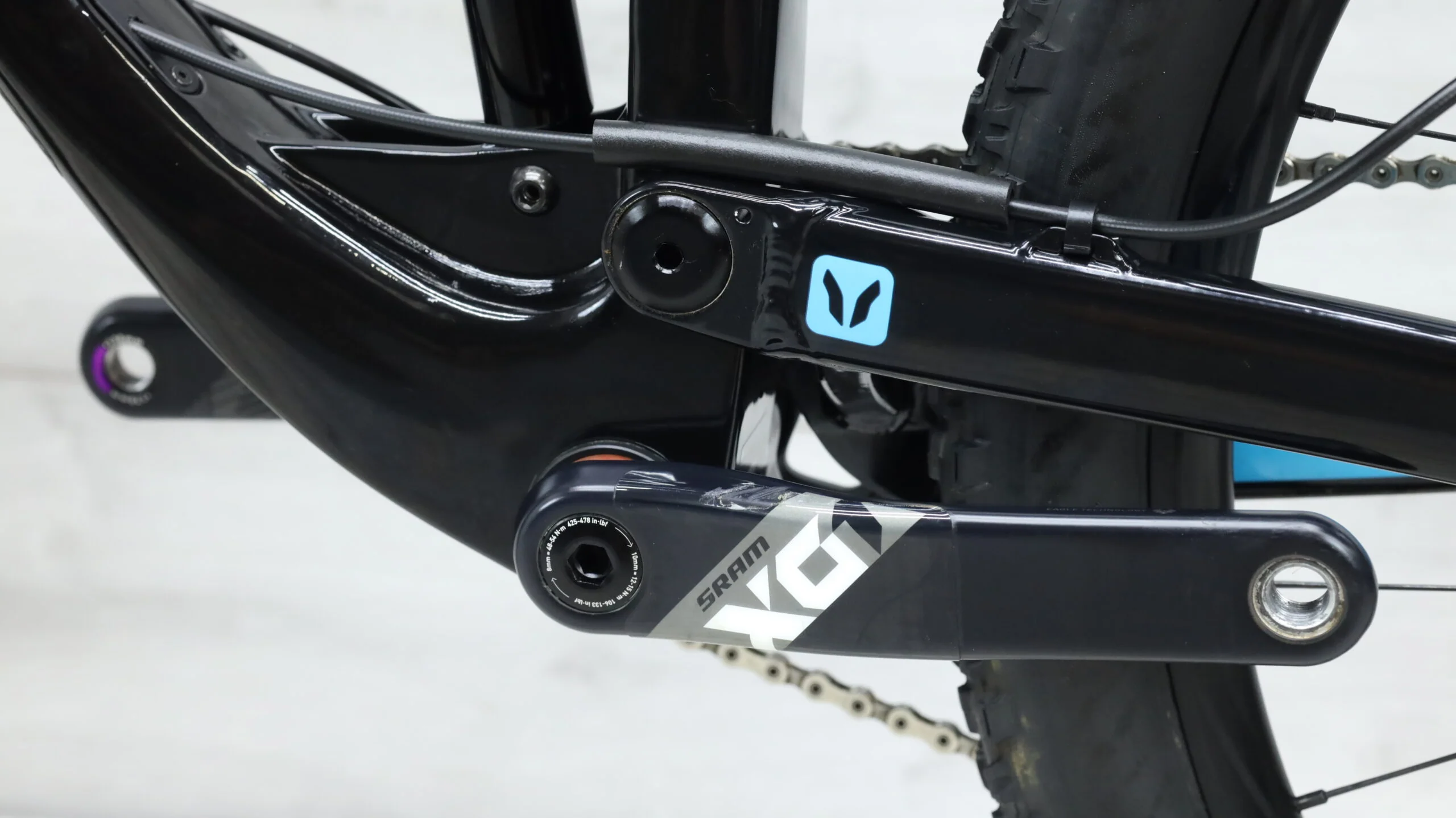 2017 Devinci Django Carbon X01 Mountain Bike - Medium - Image 6
