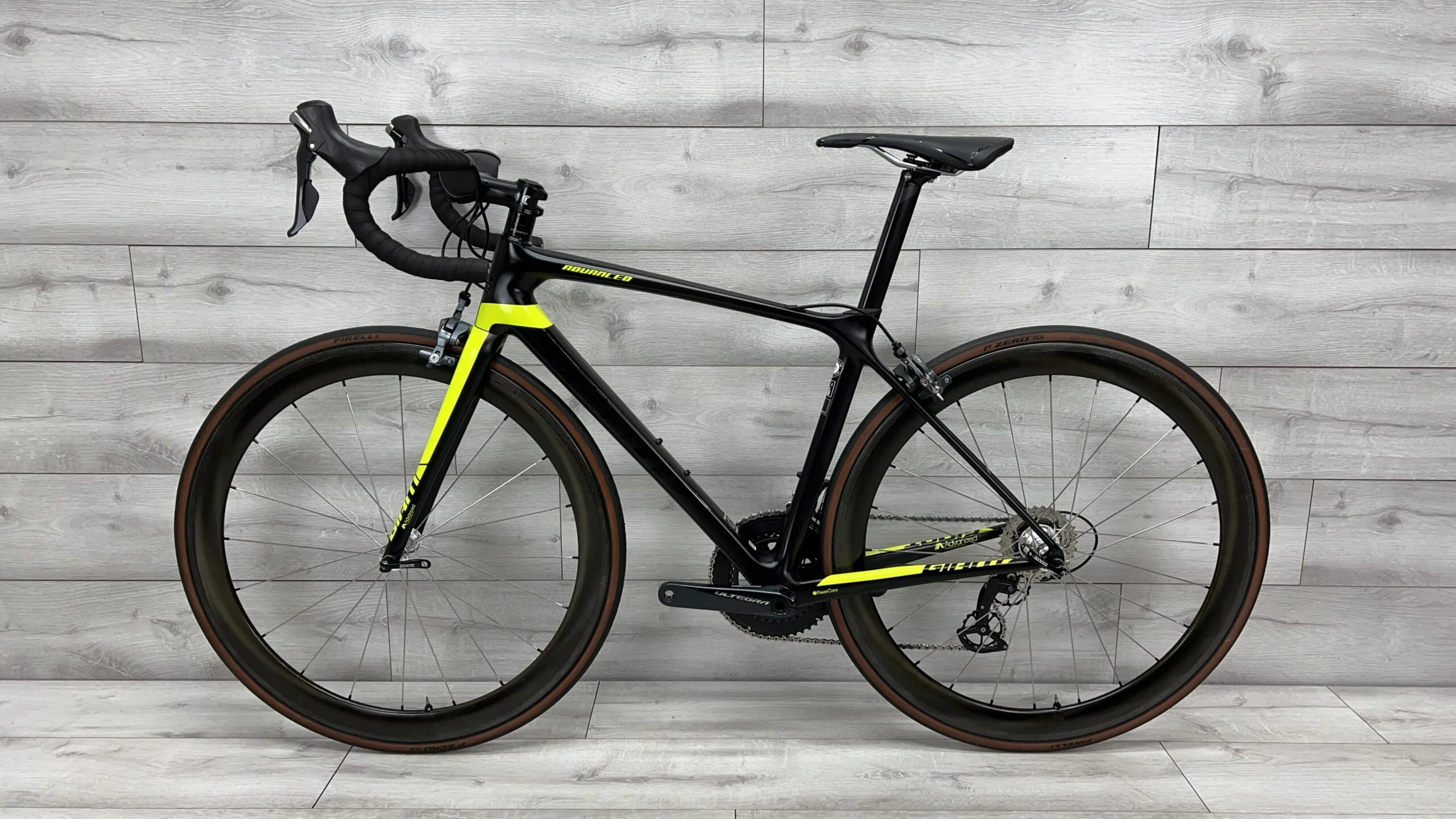 2017 Giant TCR Advanced Pro 1 Road Bike - Small - Image 2