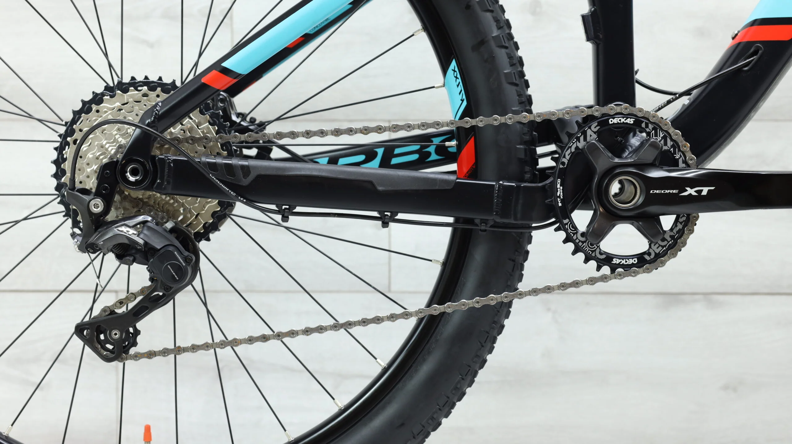 2017 Orbea OCCAM AM H20 Mountain Bike - Medium - Image 4