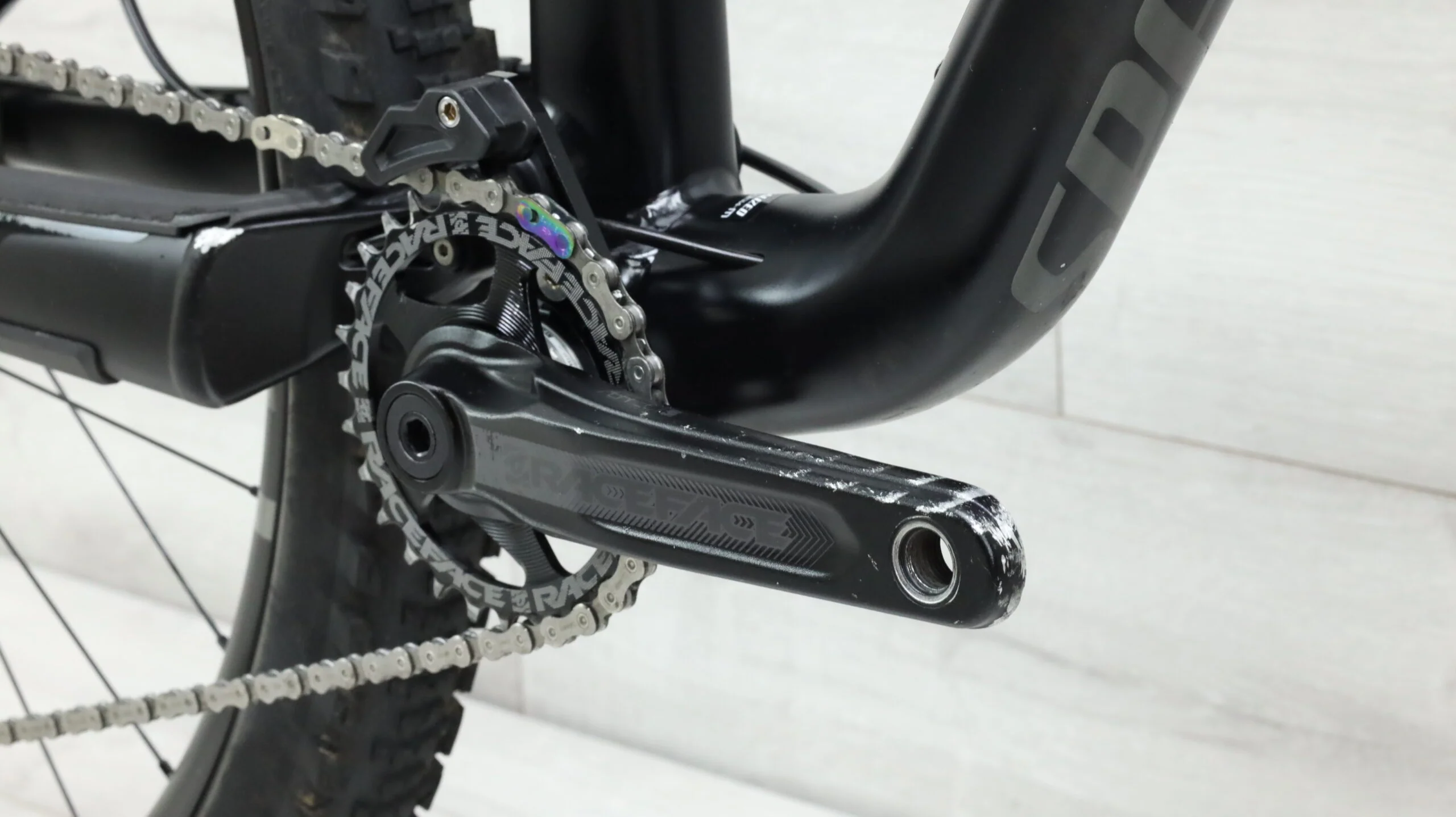 2017 Specialized Enduro Comp Mountain Bike - Large - Image 5