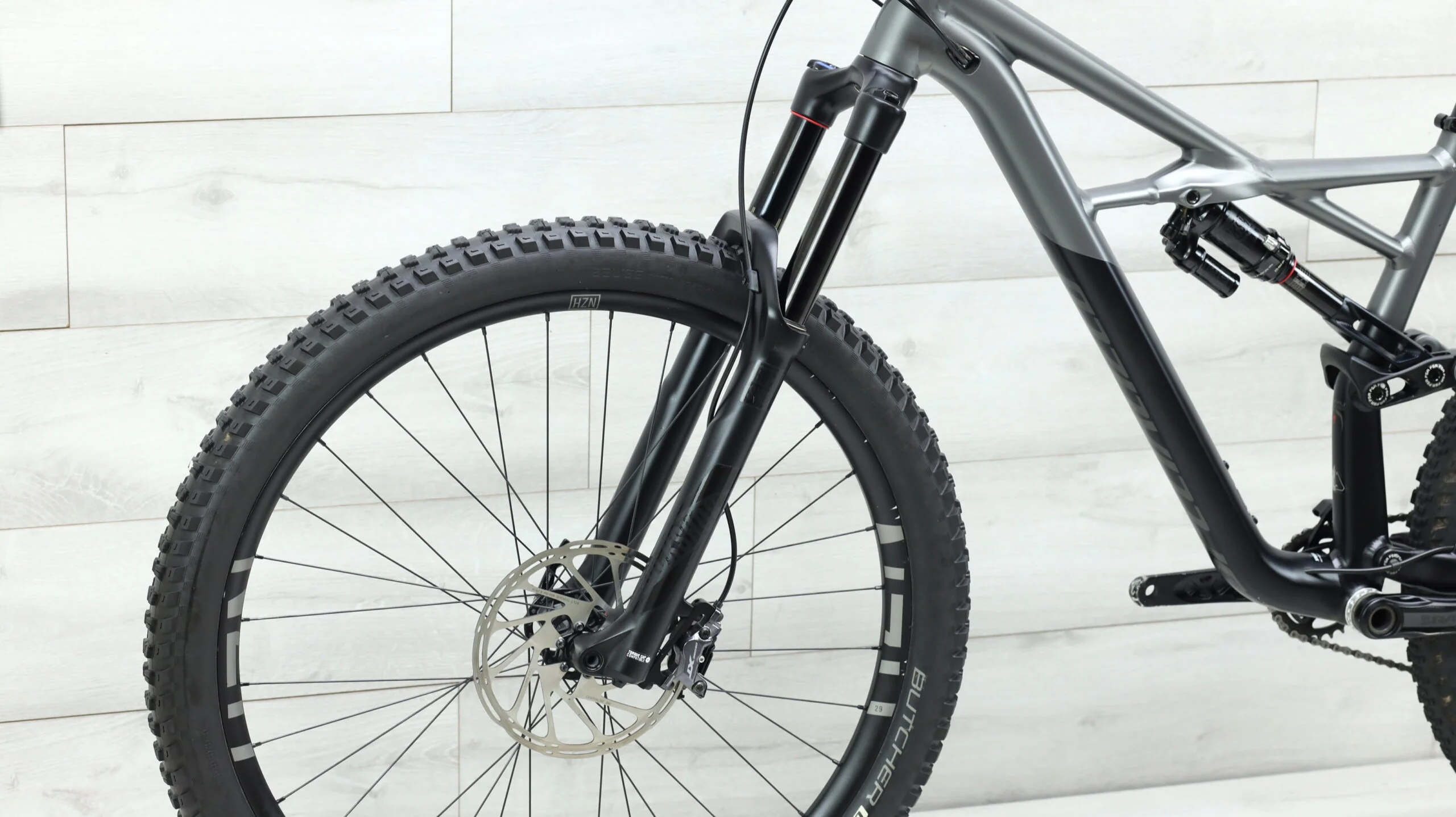 2017 Specialized Enduro Comp Mountain Bike - Large - Image 8