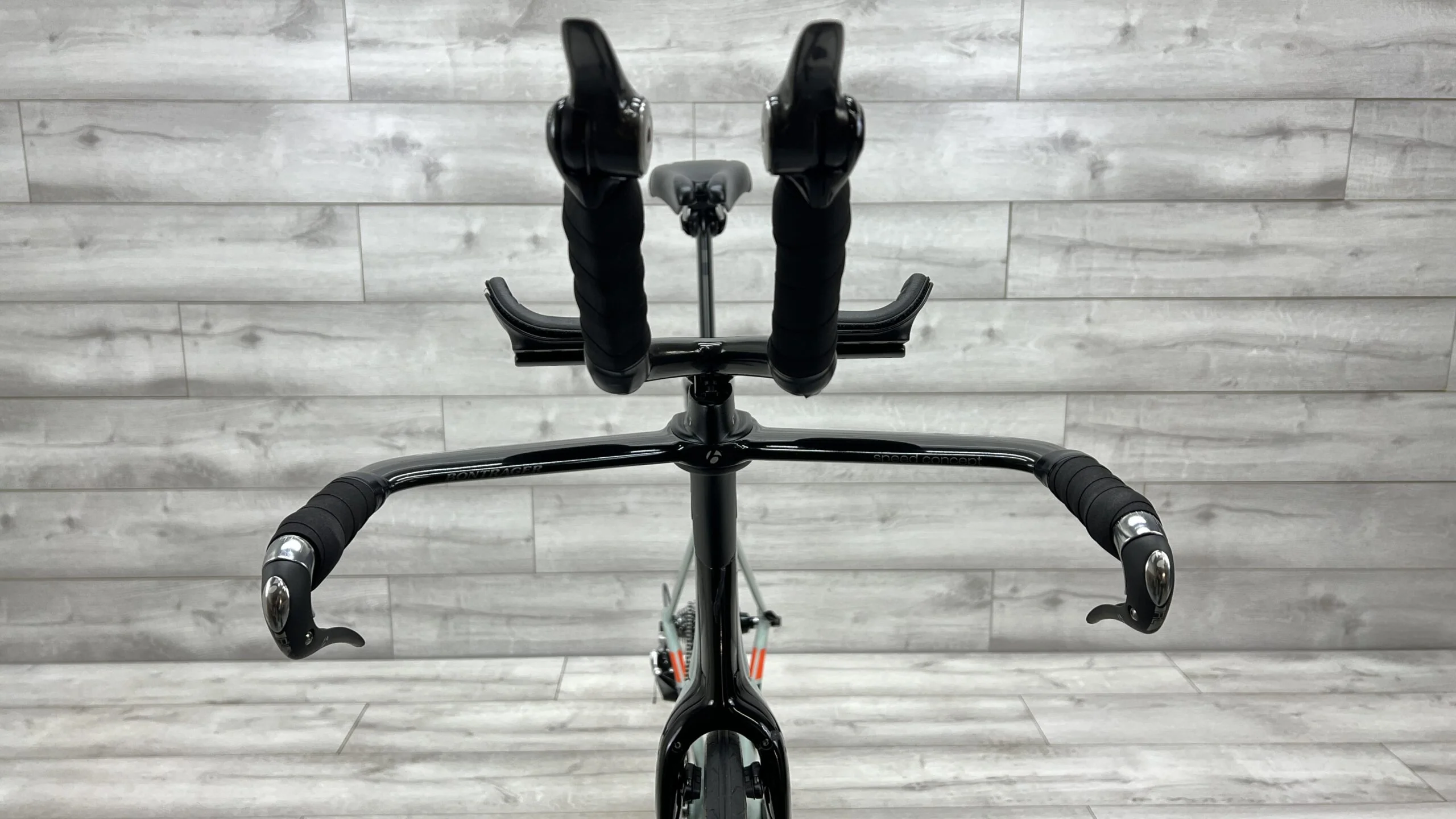 2017 Trek Speed Concept 7.5 Triathlon Bike - Large - Image 11