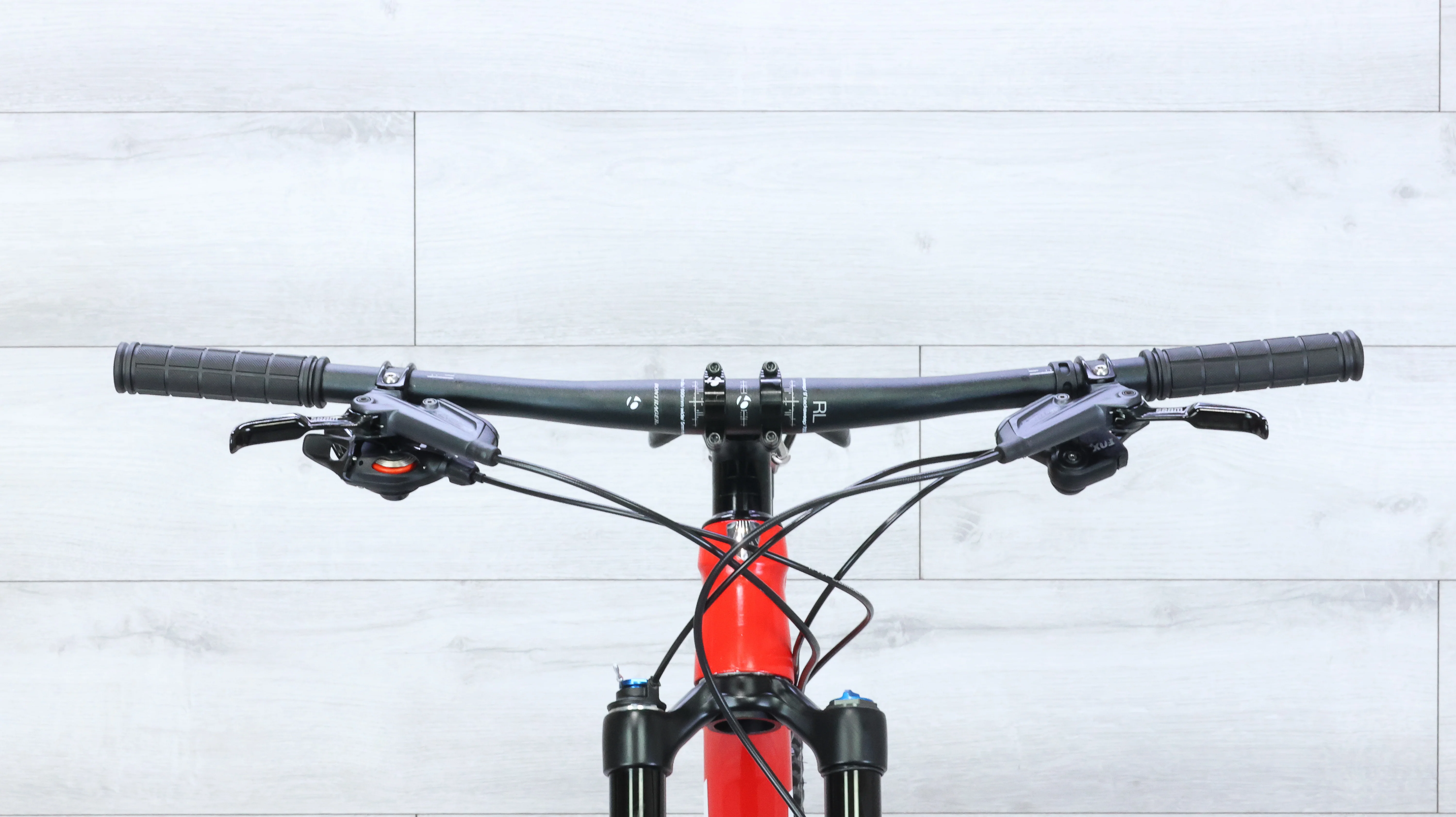2017 Trek Top Fuel 9 Mountain Bike - Medium - Image 15