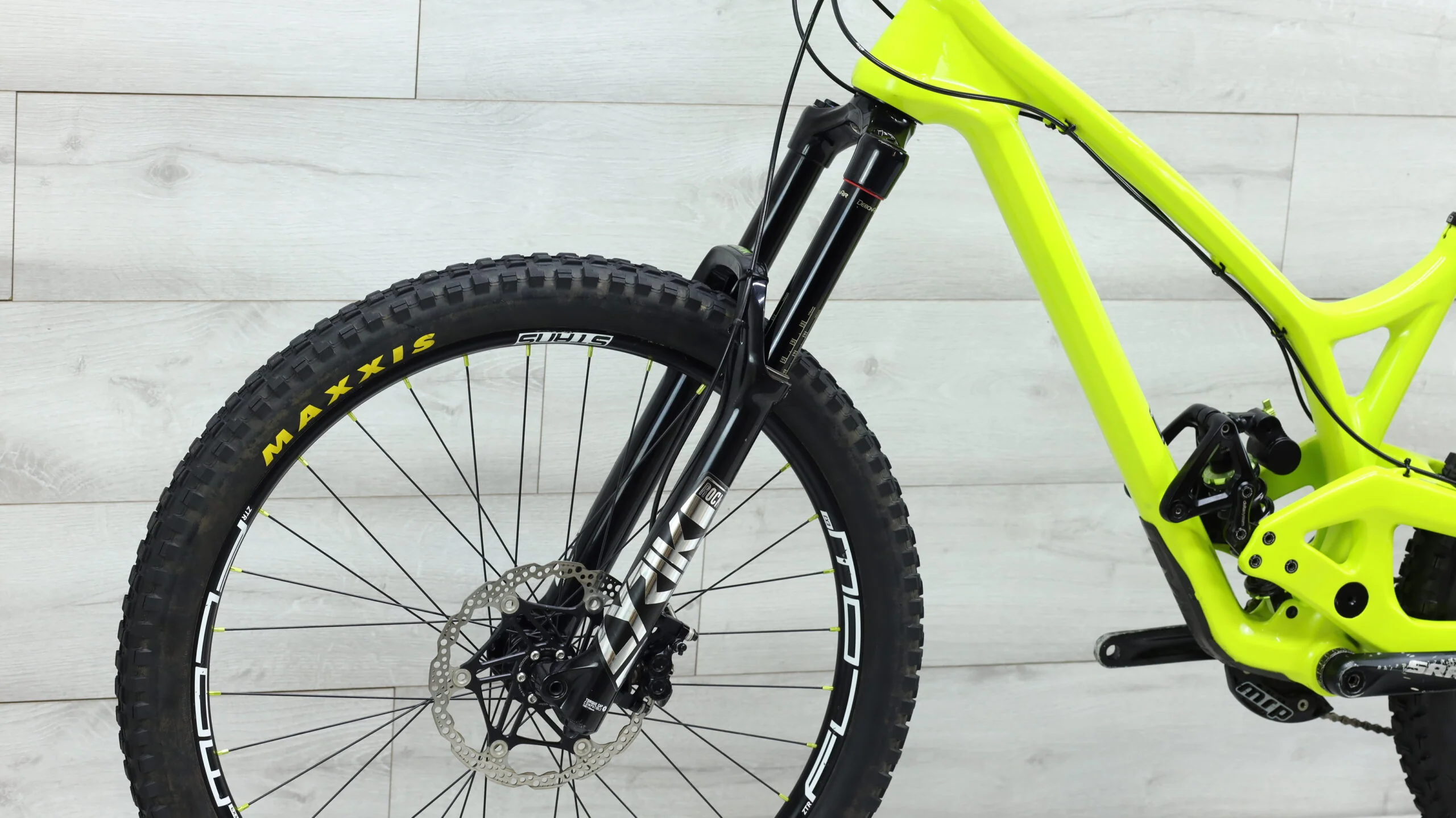 2018 Evil Insurgent  Mountain Bike - Medium - Image 10