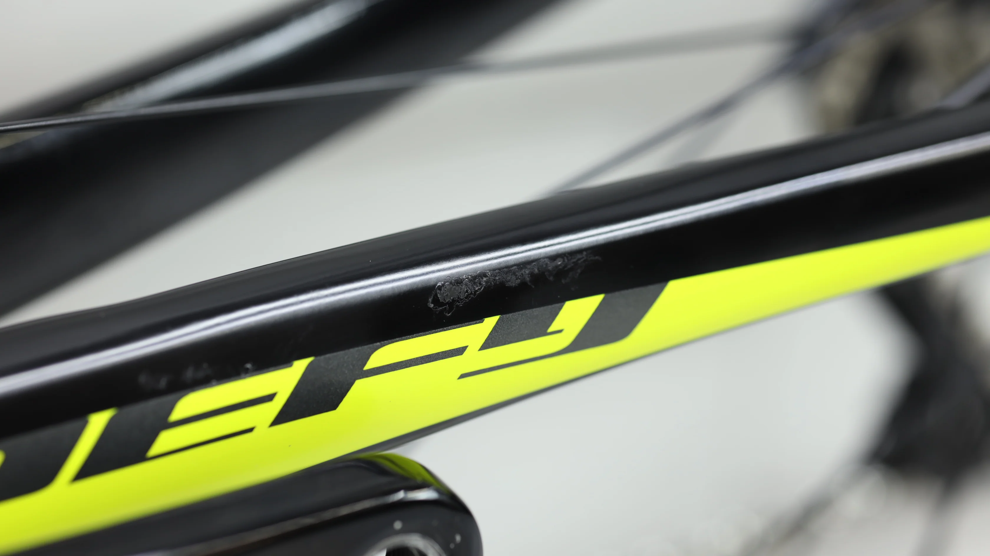 Giant Defy Advanced 1 Road Bike - 2018, Large - Image 13
