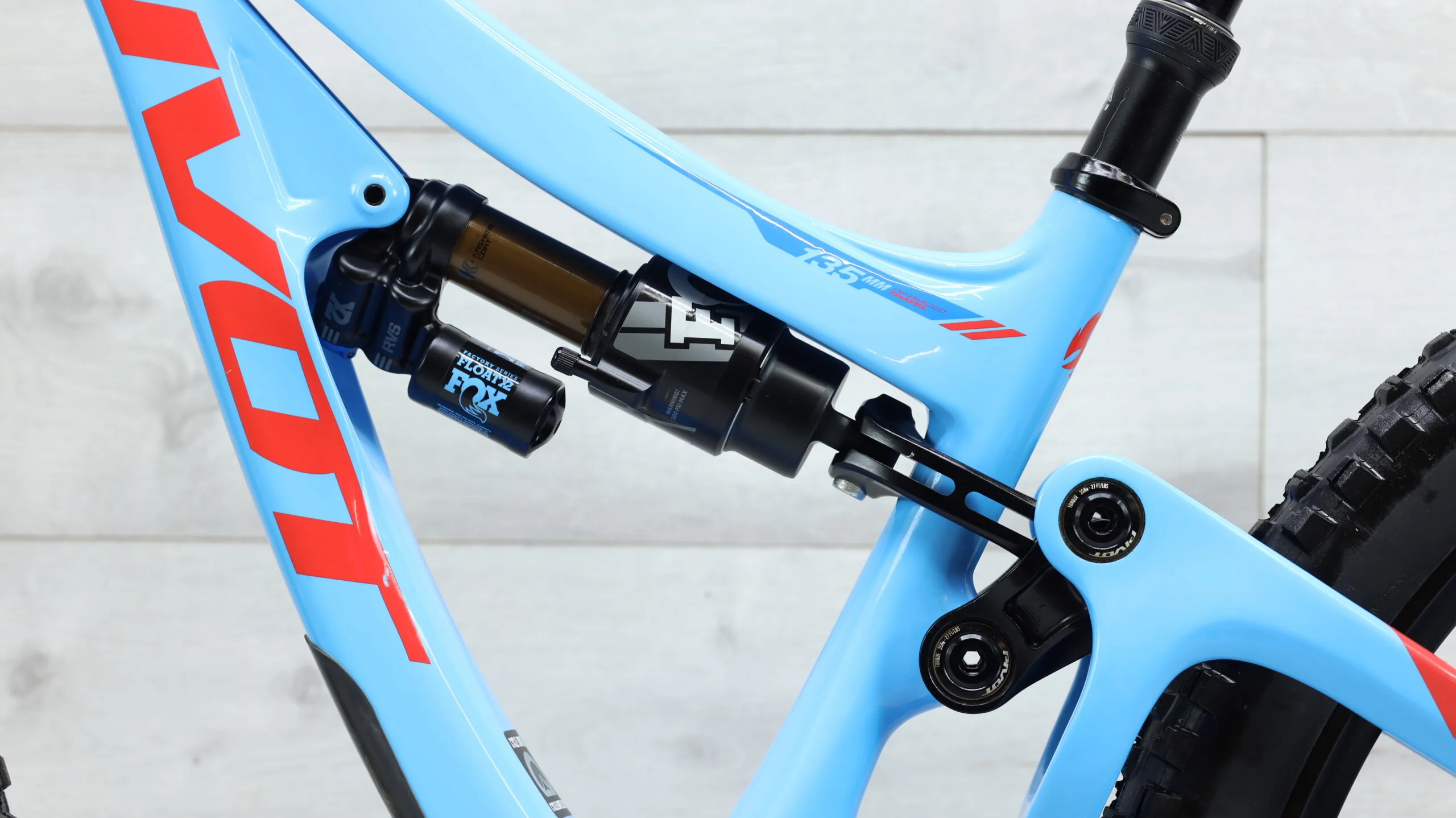 2018 Pivot Switchblade Pro  Mountain Bike - X-Small - Image 8