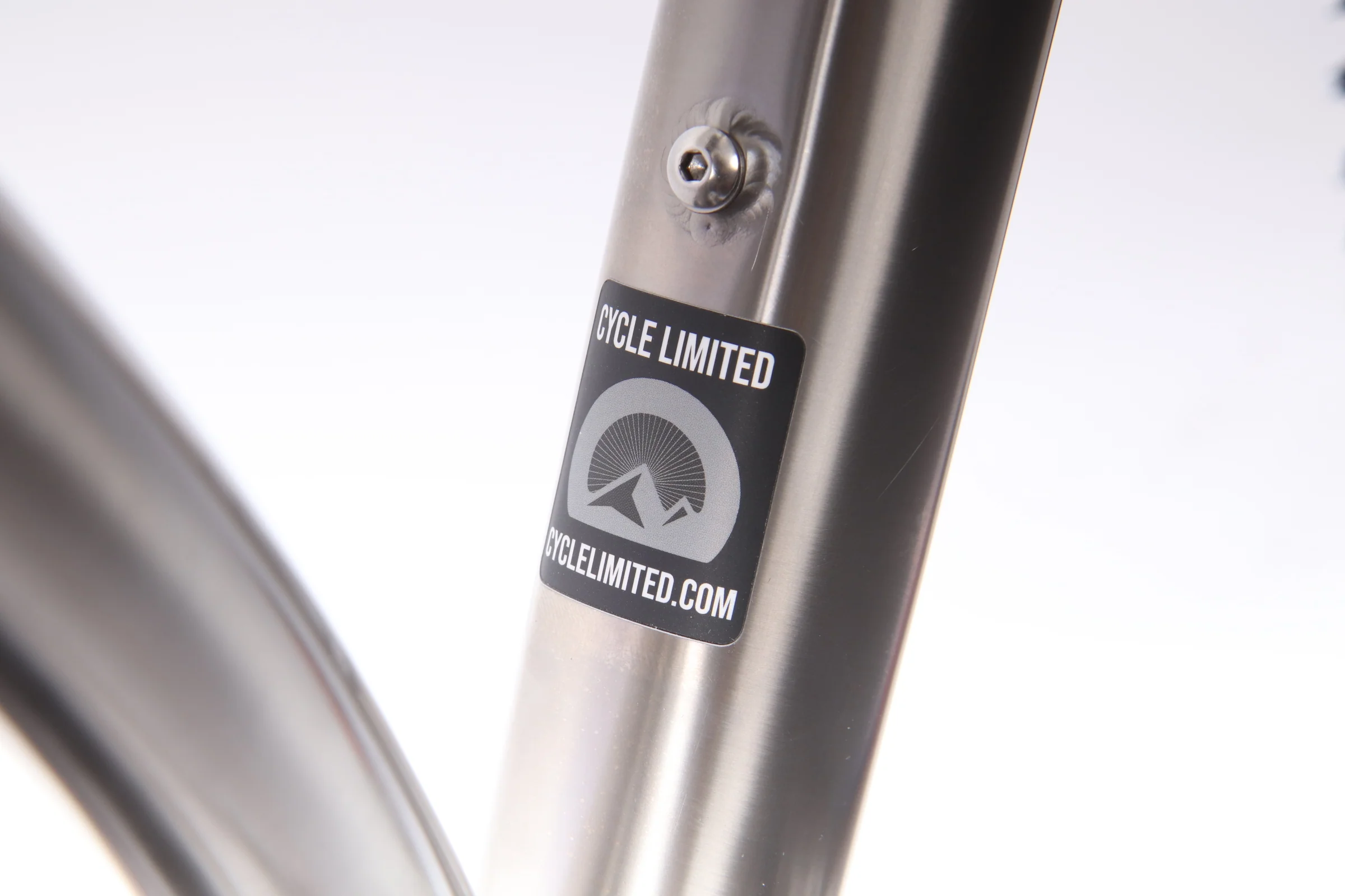 2018 Samson The Jury  Mountain Bike - Medium - Image 3