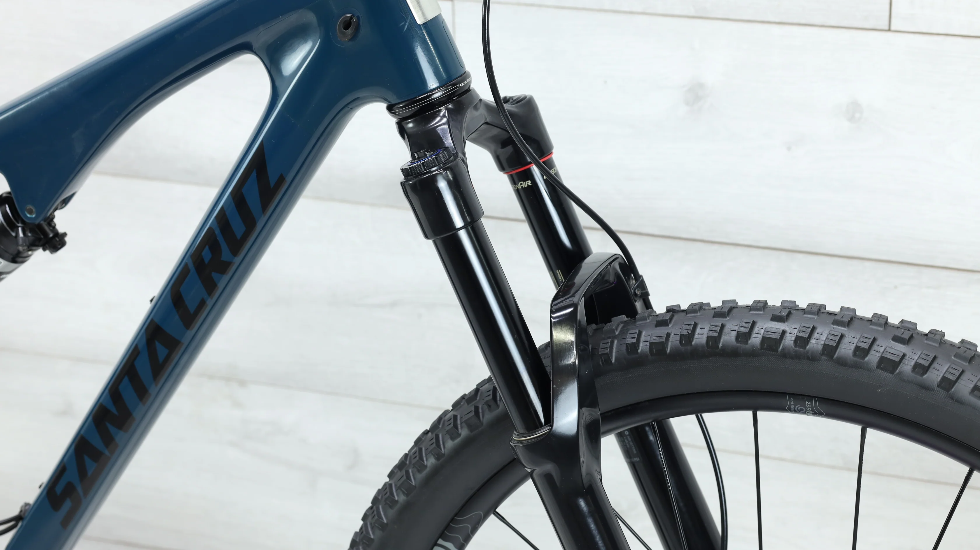 2018 SANTA CRUZ 5010 CARBON  Mountain Bike - Large - Image 7