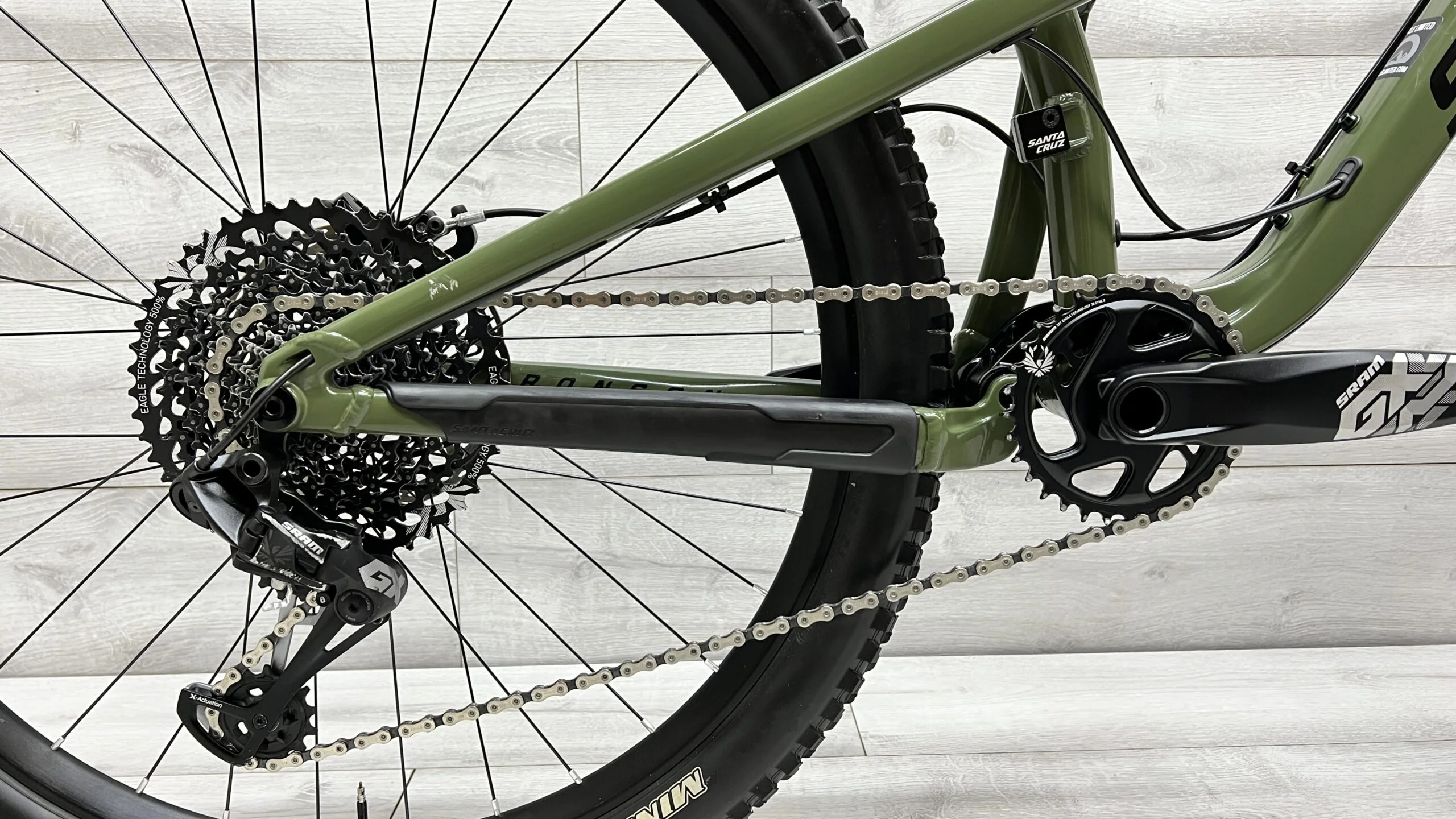 2018 Santa Cruz Bronson  Mountain Bike - Large - Image 10