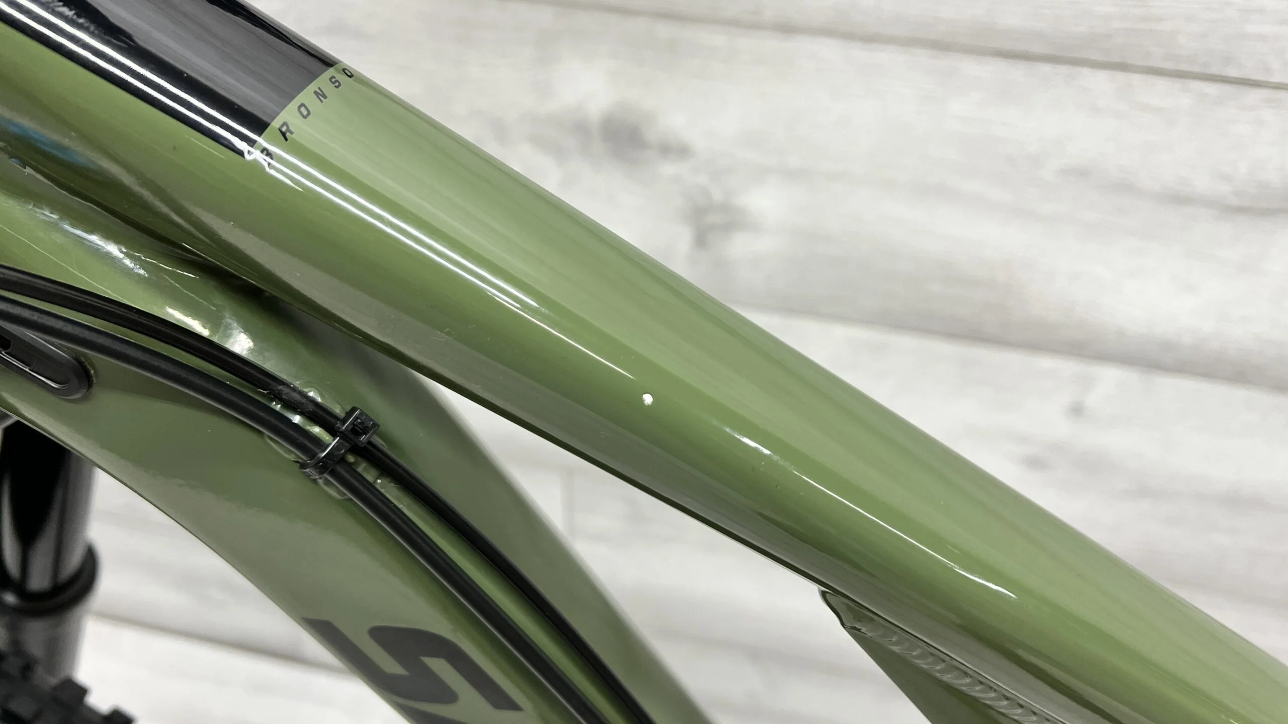 2018 Santa Cruz Bronson  Mountain Bike - Large - Image 15