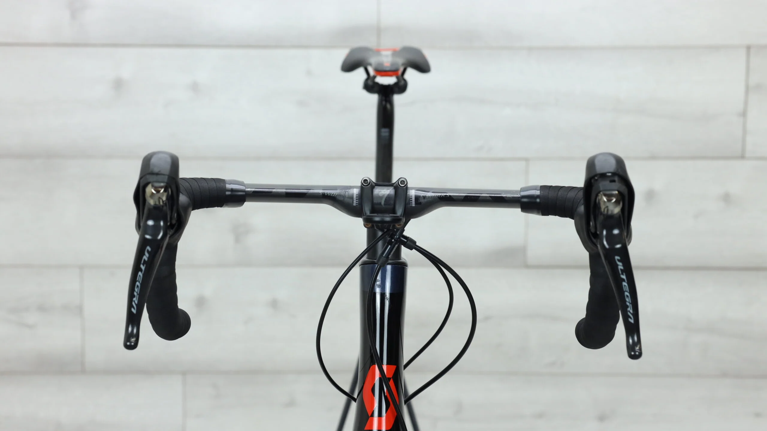 2018 Scott Foil 20 Disc Road Bike - 58cm - Image 9