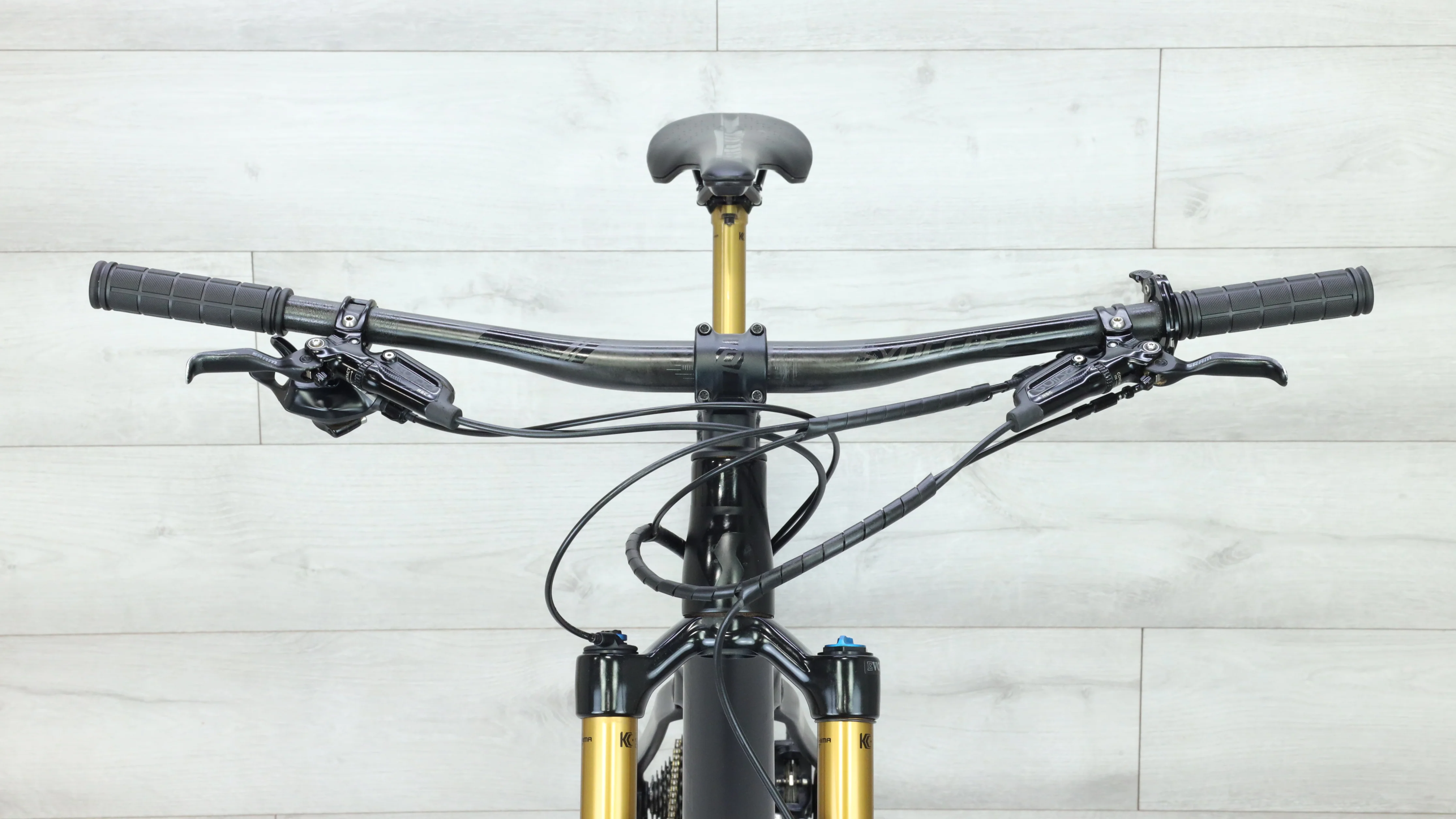 2018 Scott Spark Ultimate Mountain Bike - Medium - Image 11
