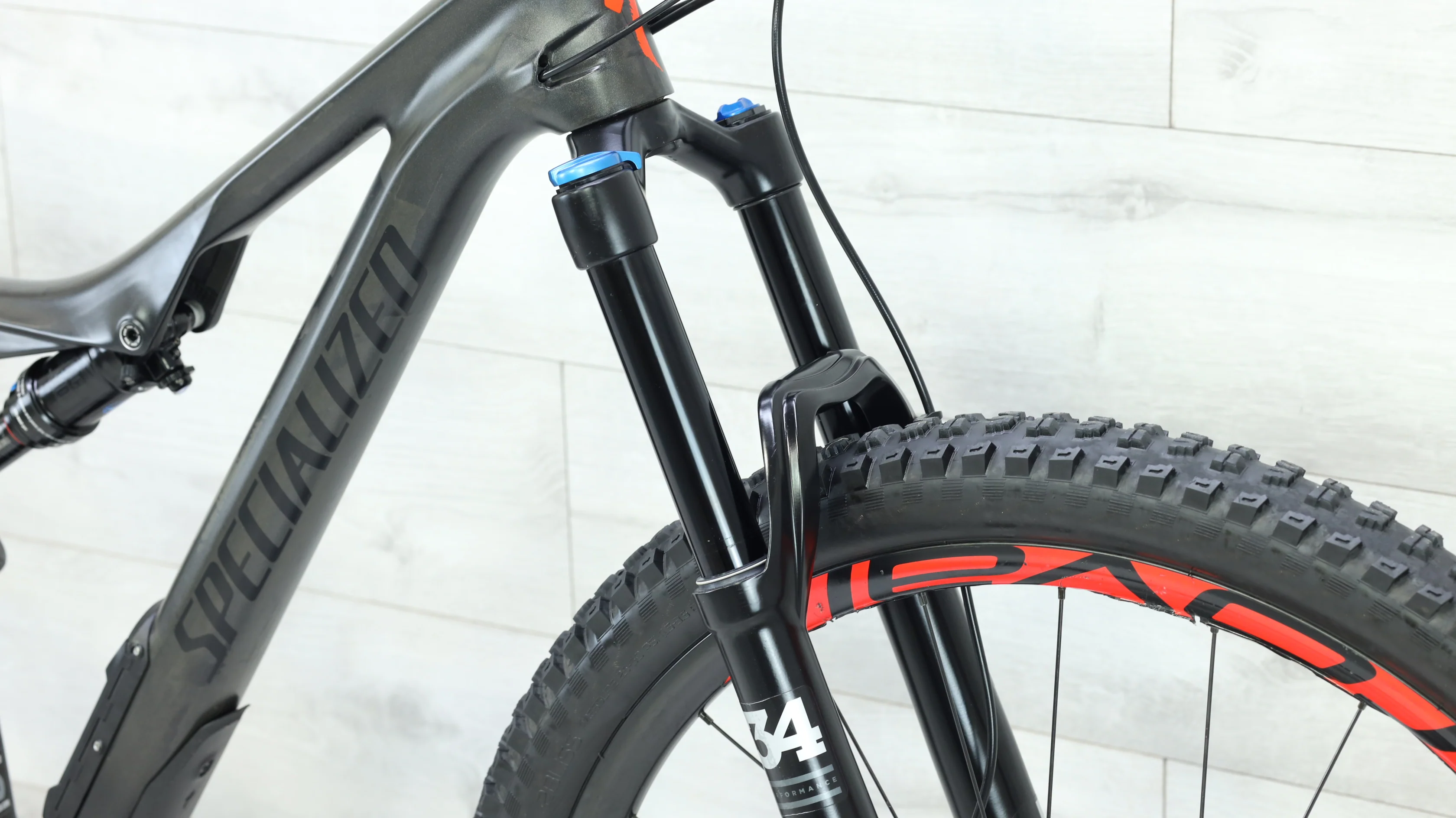 2018 Specialized Stumpjumper Expert 29 Mountain Bike - Medium - Image 7