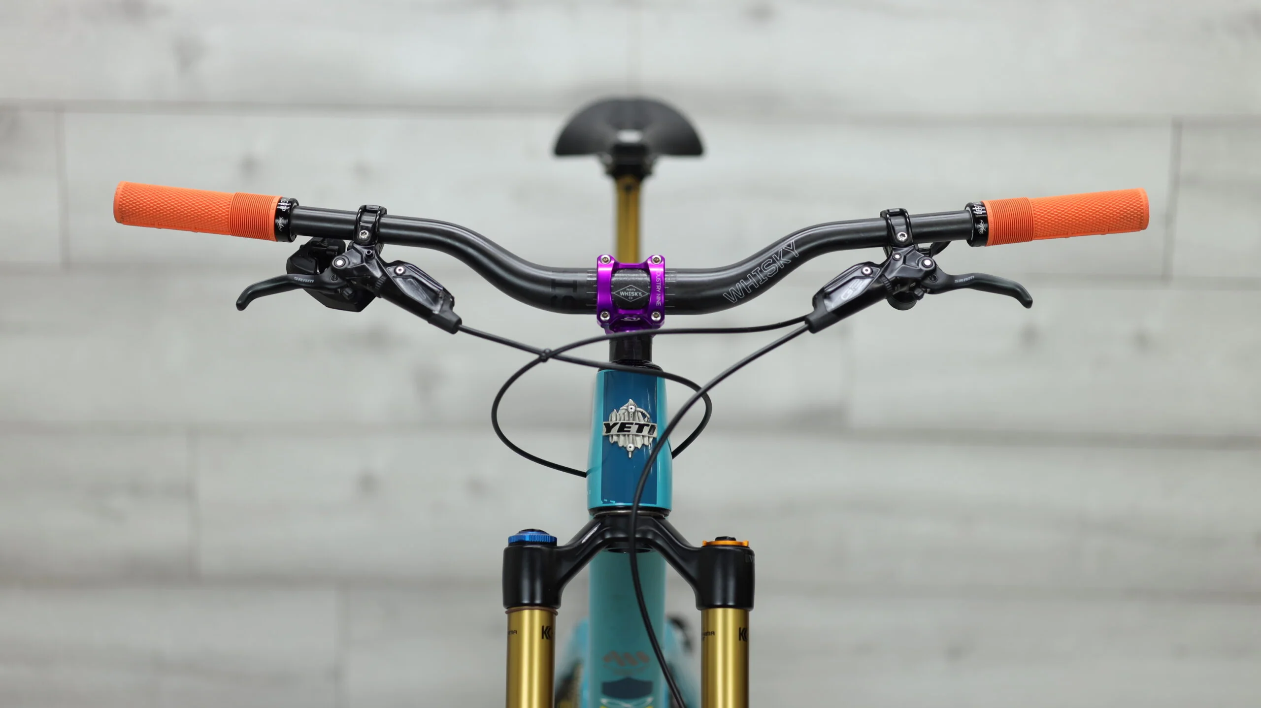 2018 Yeti SB5.5 Turq  Mountain Bike - Large - Image 11