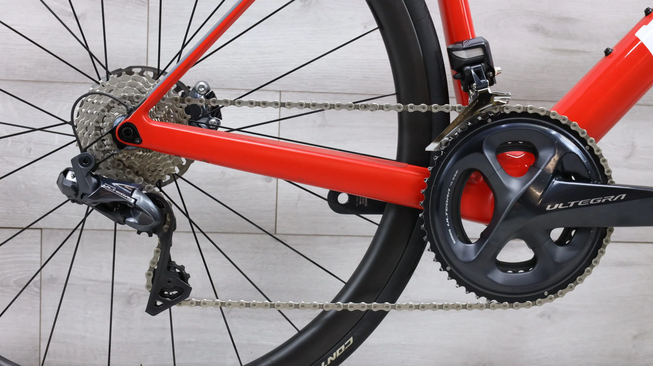2019 BMC Teammachine SLR01 Disc Three  Road Bike - 56cm - Image 4