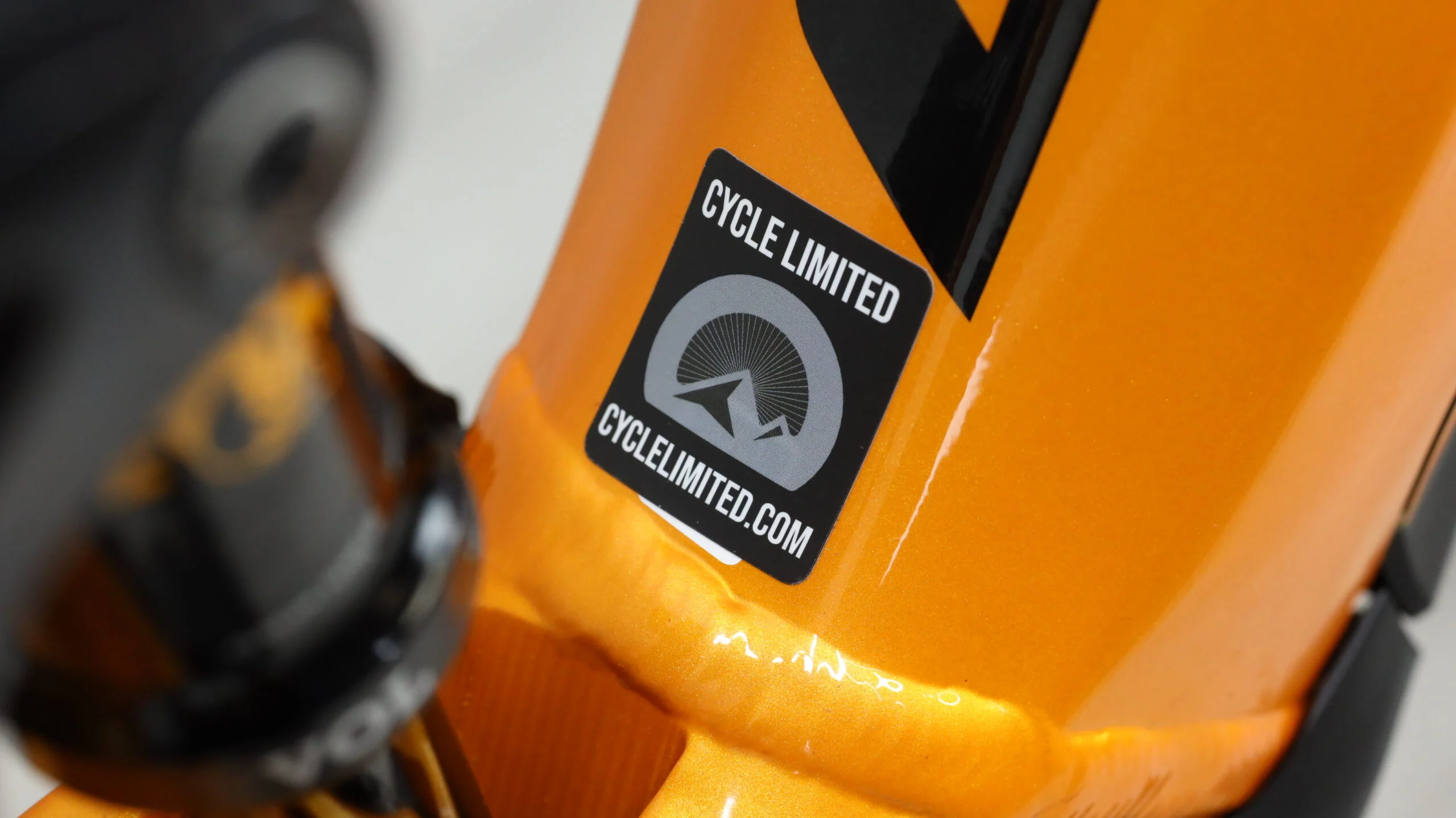 Giant Trance E+ 1 Pro  Mountain E-Bike - 2019, Small - Image 3