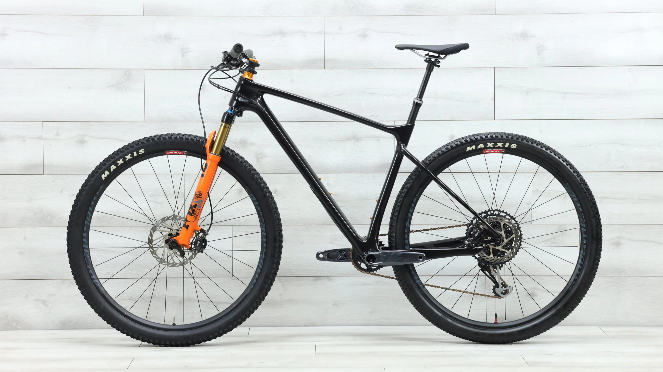 2019 Giant XTC Advanced  Mountain Bike - Large - Image 2