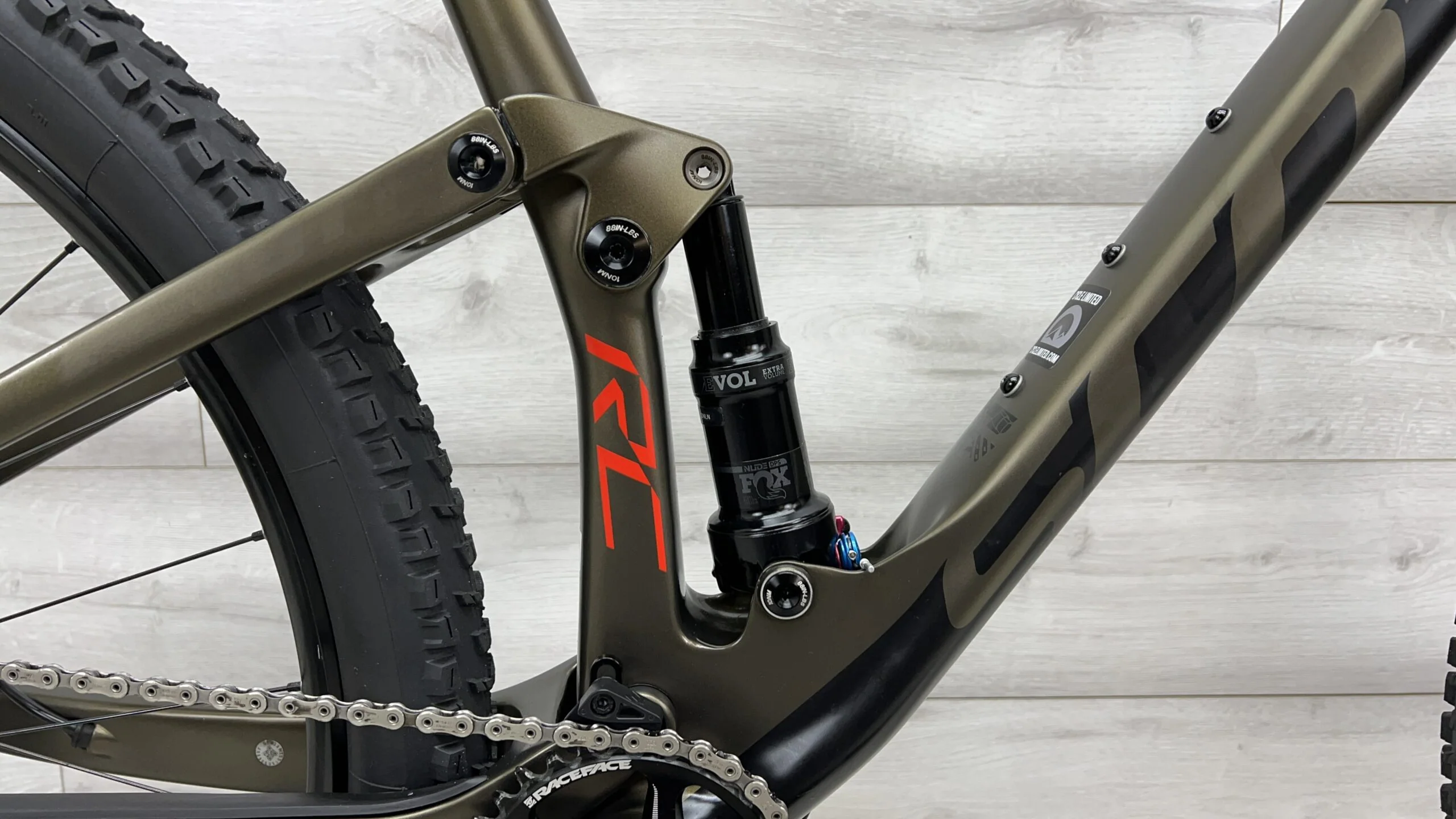 2019 Scott Spark RC 900 Pro  Mountain Bike - Large - Image 9