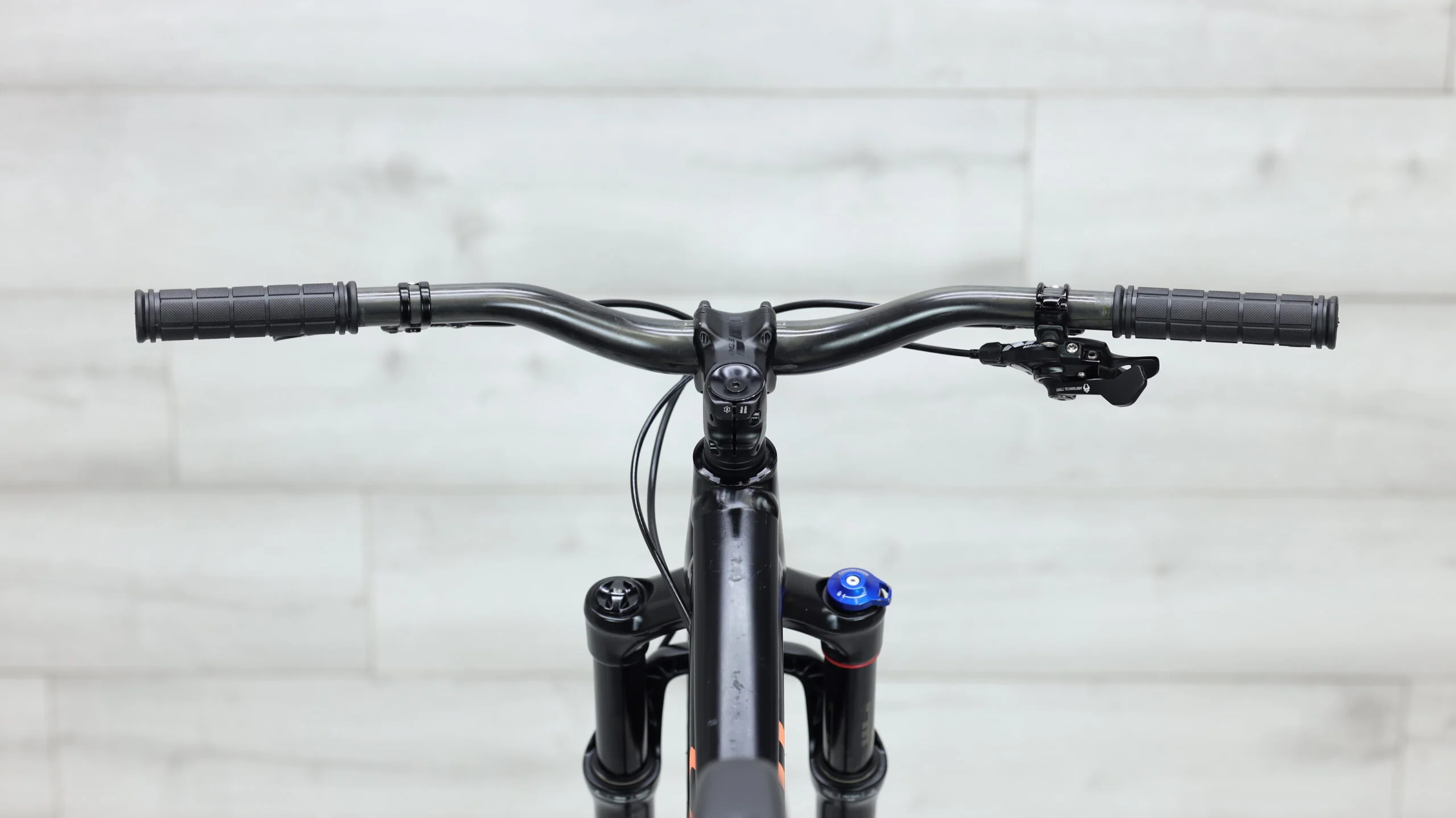 2019 Specialized Epic Comp Alloy Mountain Bike - X-Small - Image 11