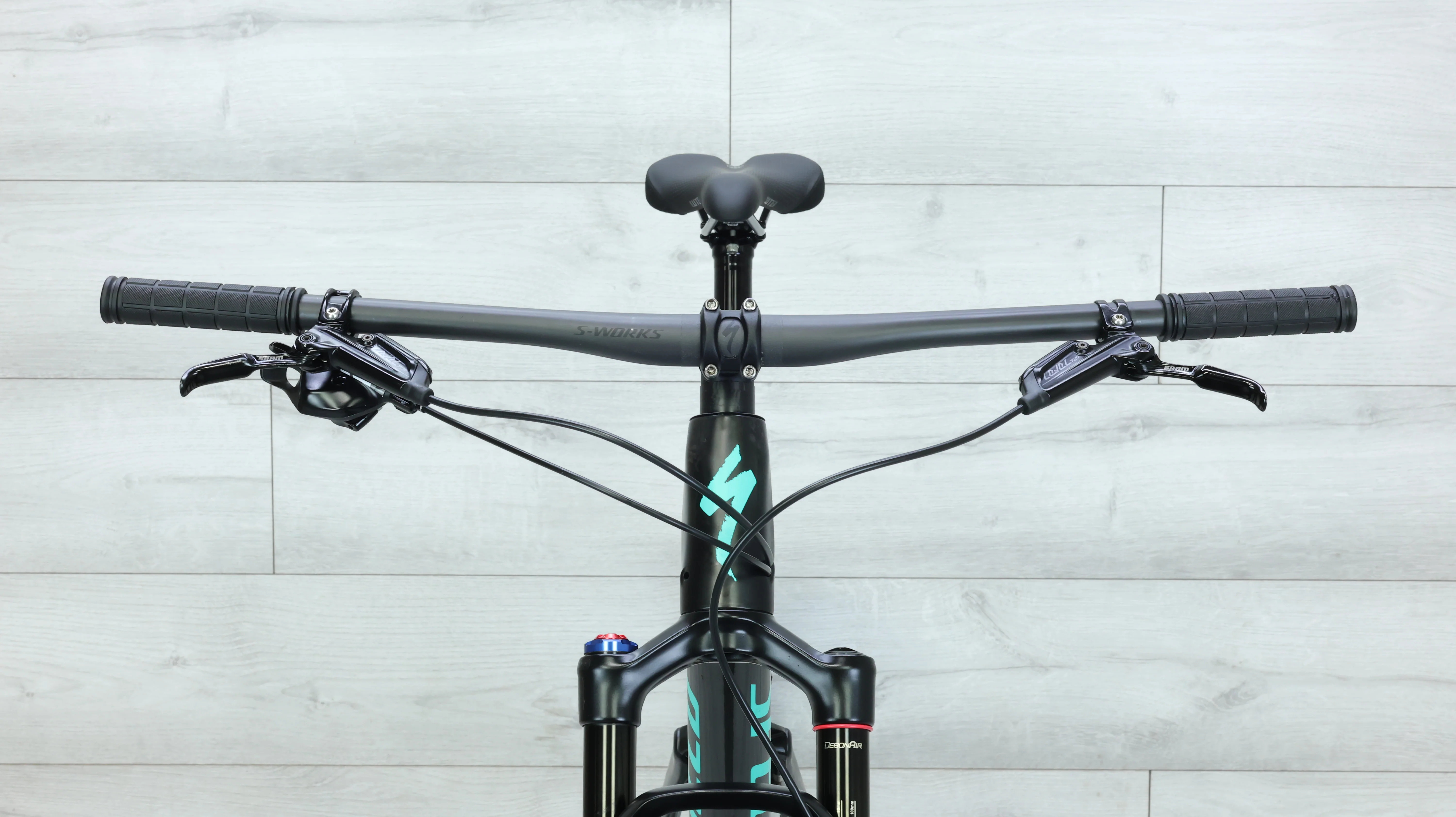 2019 Specialized Epic Pro Mountain Bike - Large - Image 13