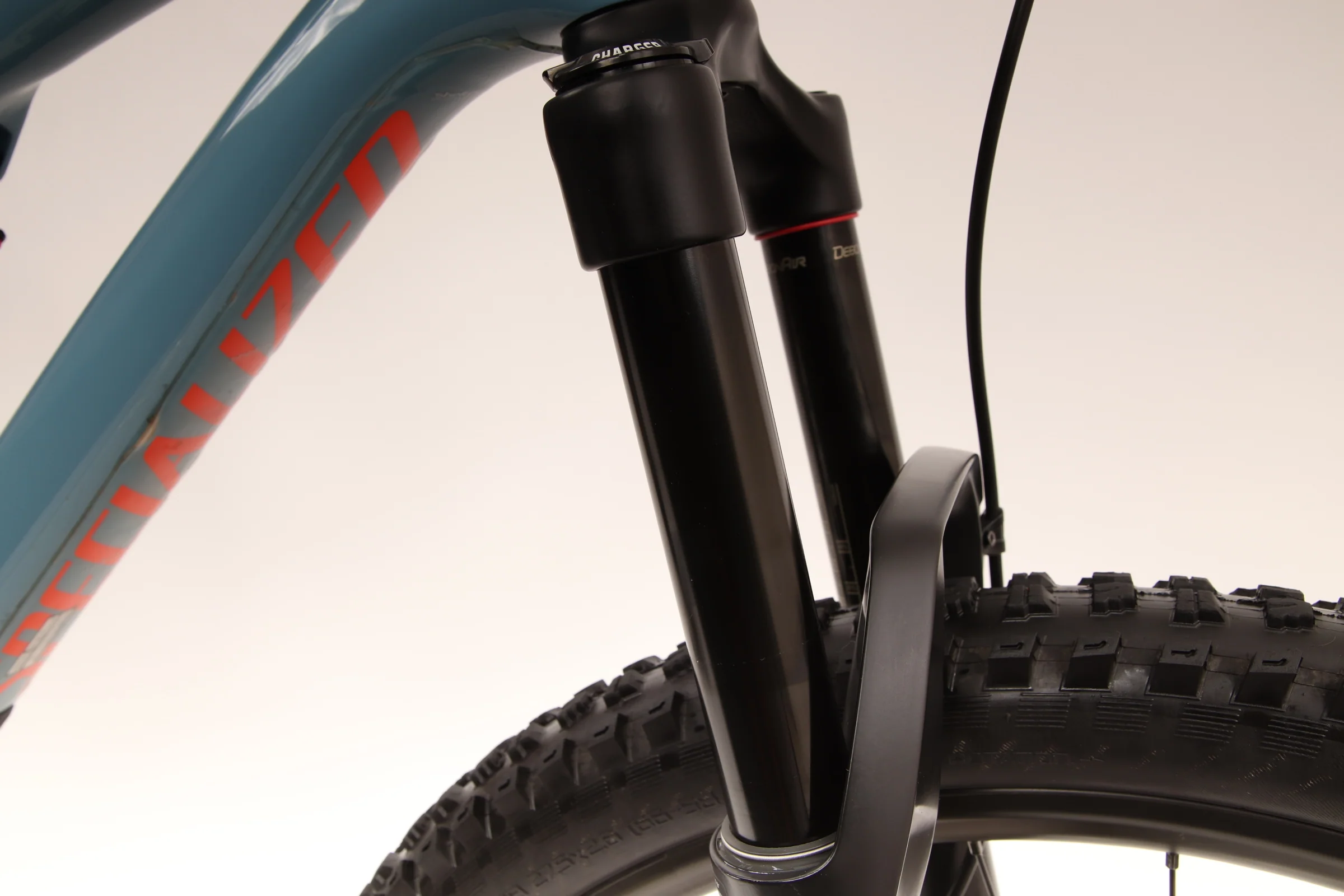 2019 SPECIALIZED STUMPJUMPER EXPERT 27.5 Mountain Bike - Medium - Image 4