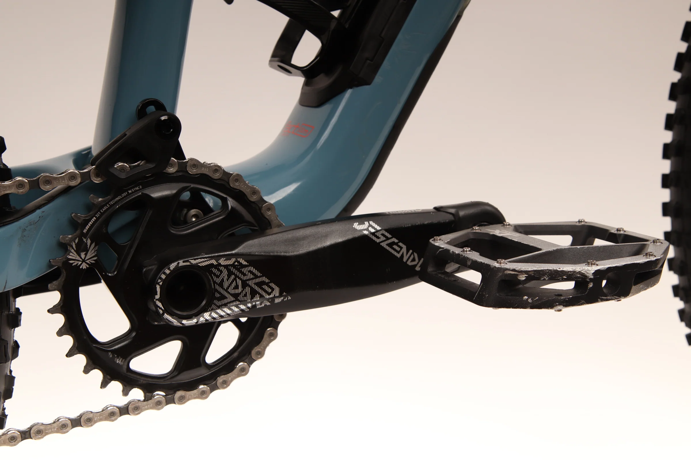 2019 SPECIALIZED STUMPJUMPER EXPERT 27.5 Mountain Bike - Medium - Image 6