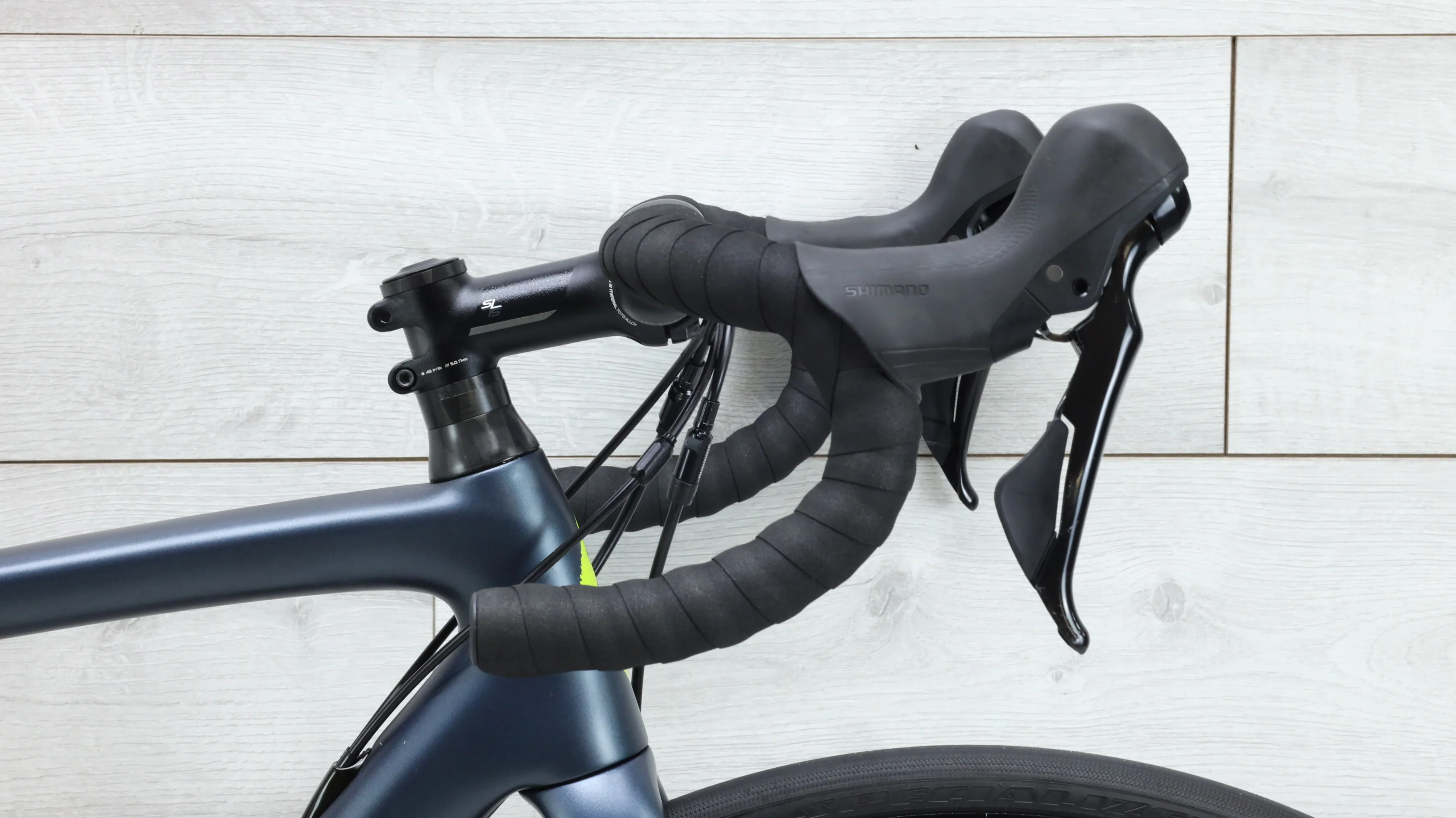 2019 Specialized Tarmac Disc Sport Road Bike - 52cm - Image 11