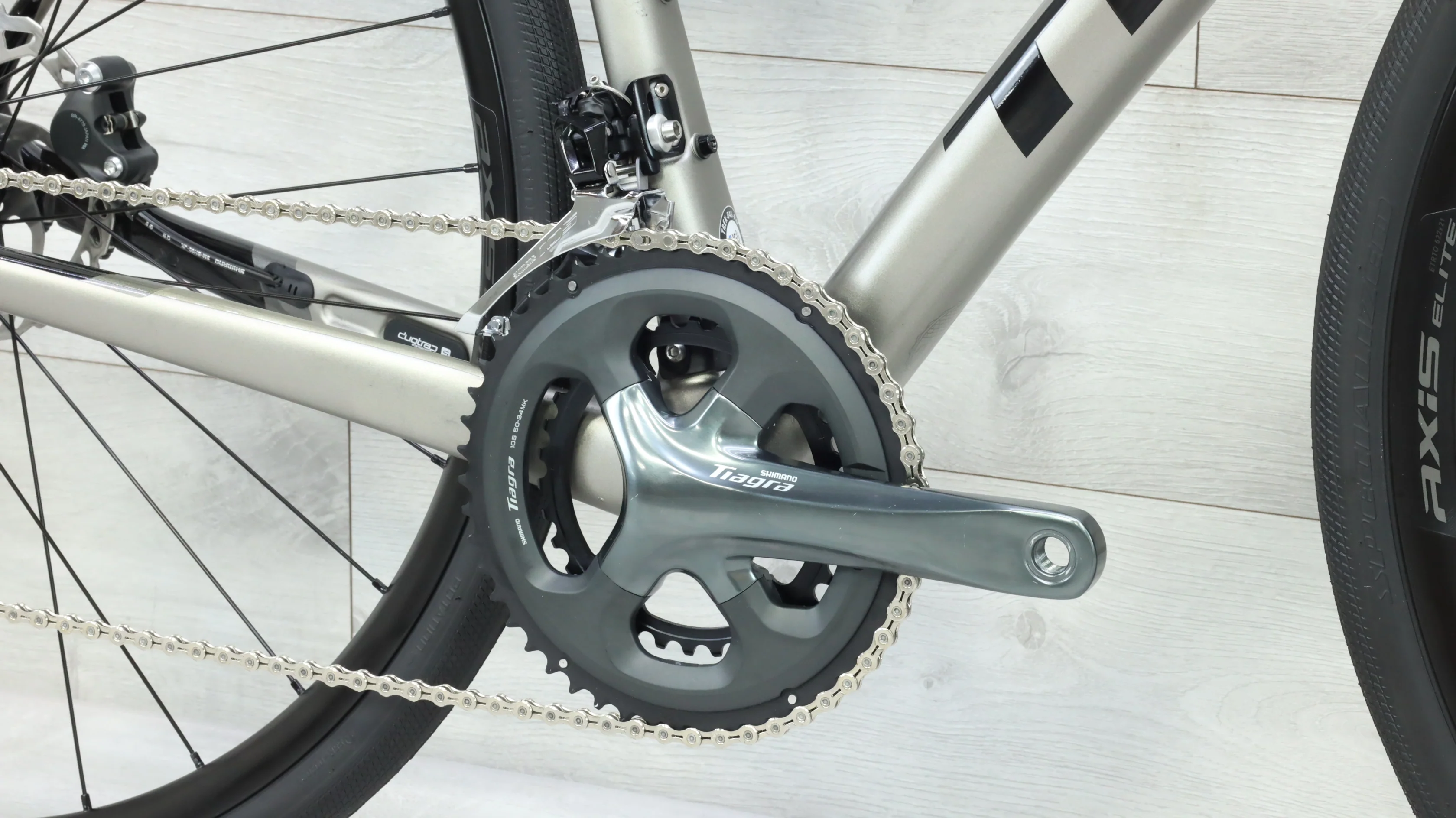 Trek Domane SL 6 Disc Road Bike - 2019, 50cm - Image 5