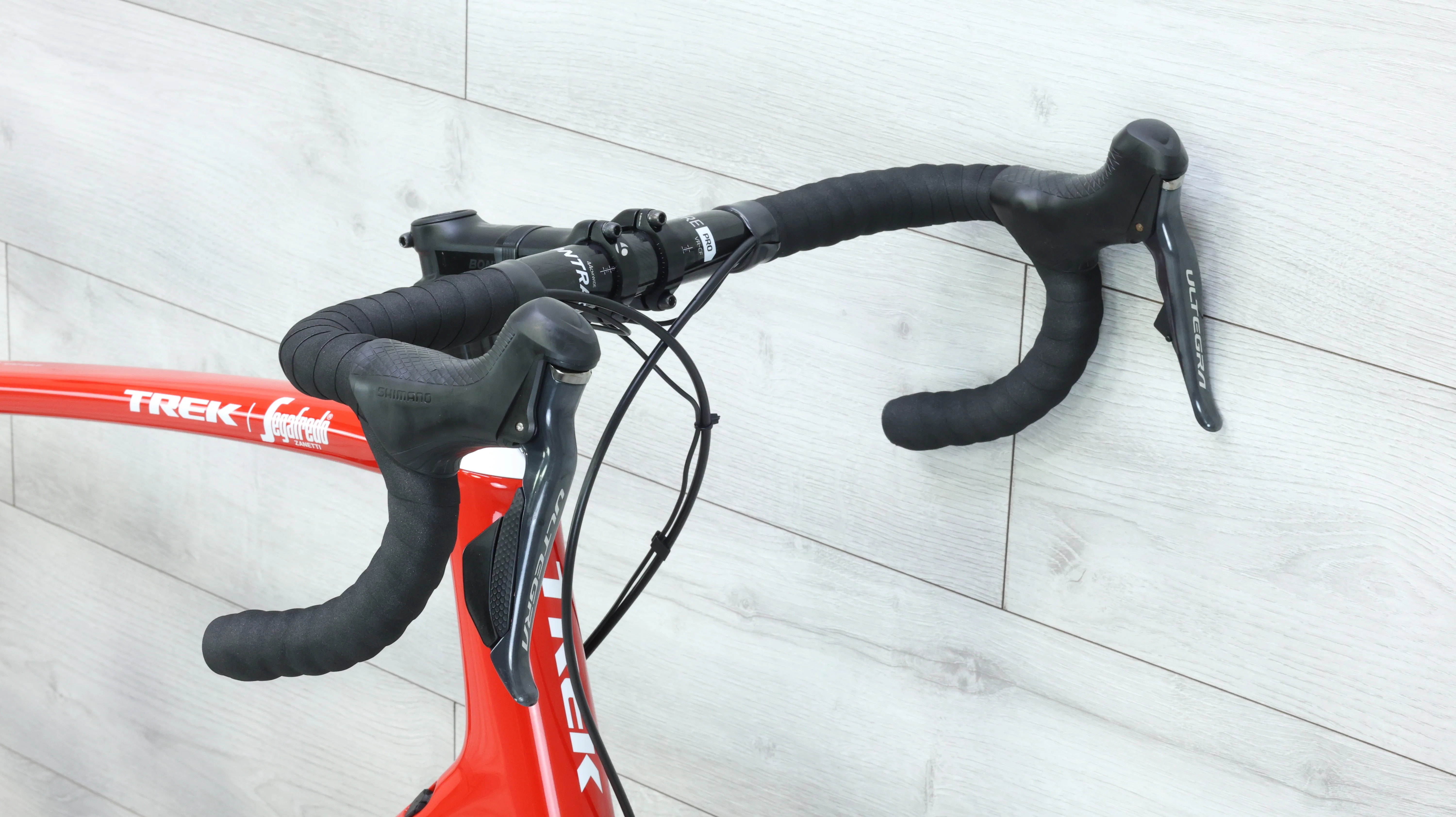 2019 Trek Domane SLR 7 Disc Road Bike - 62cm - Image 10