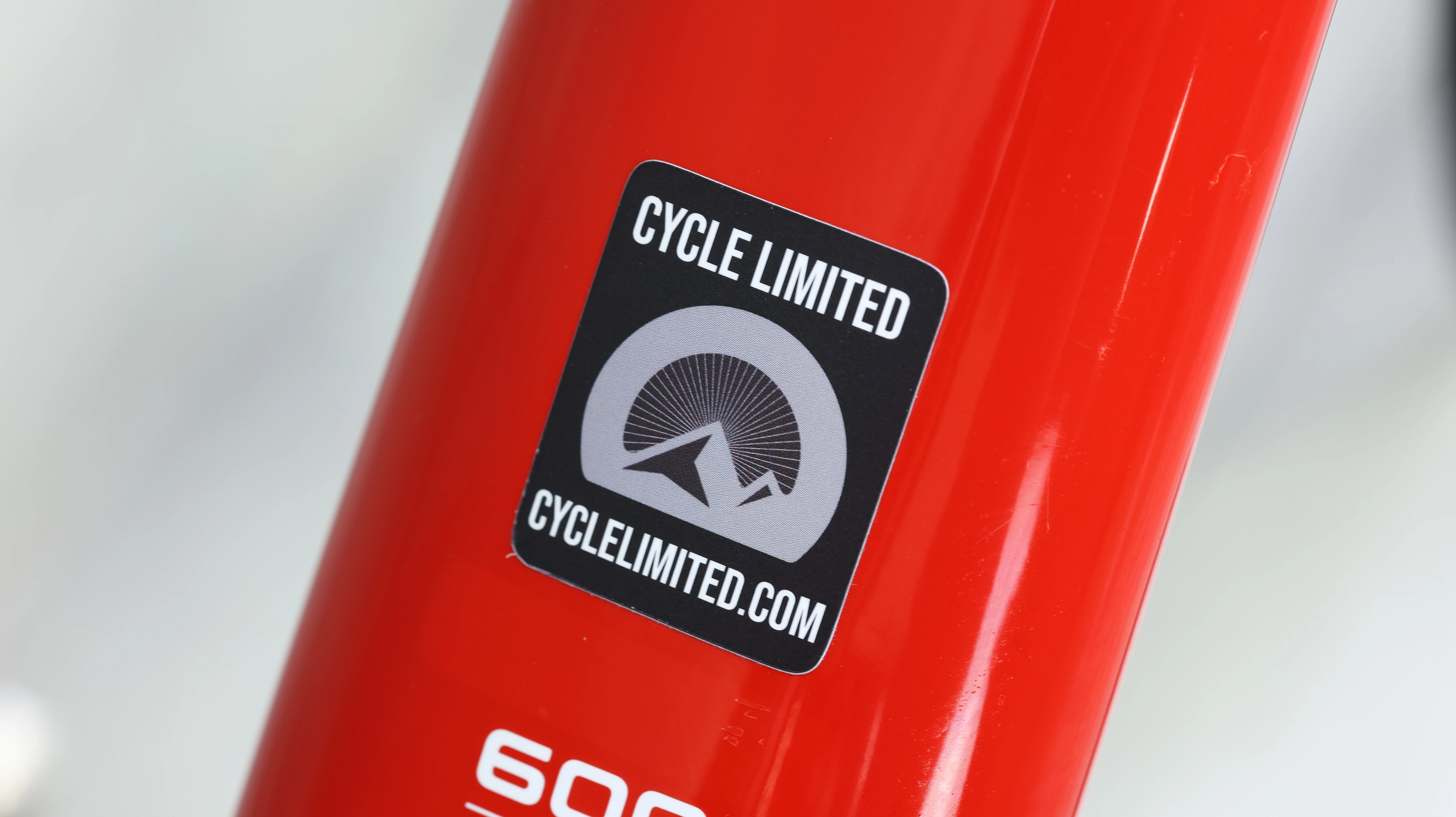 2019 Trek Domane SLR 7 Disc Road Bike - 62cm - Image 4