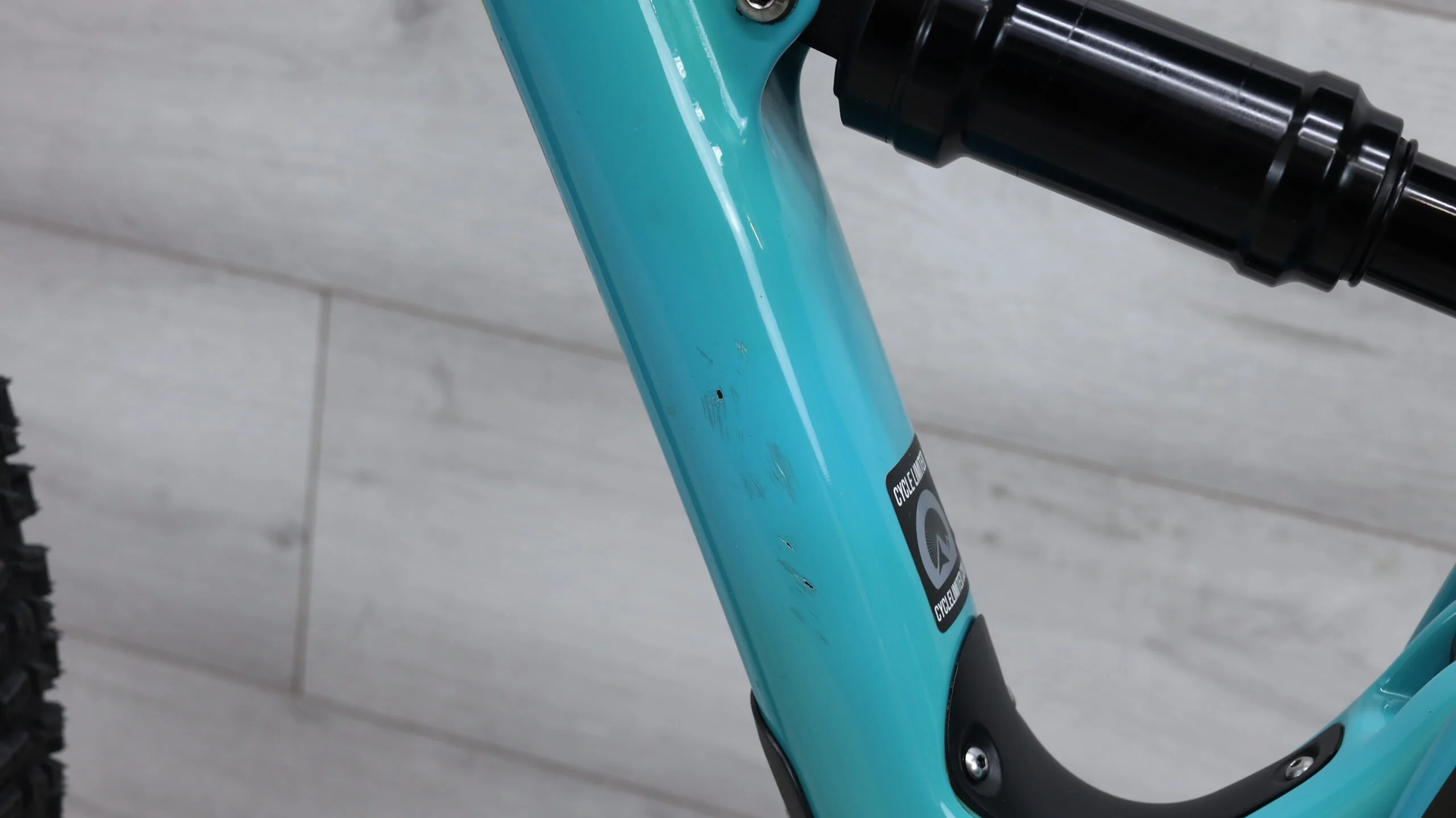2019 Yeti SB5 C  Mountain Bike - Small - Image 13