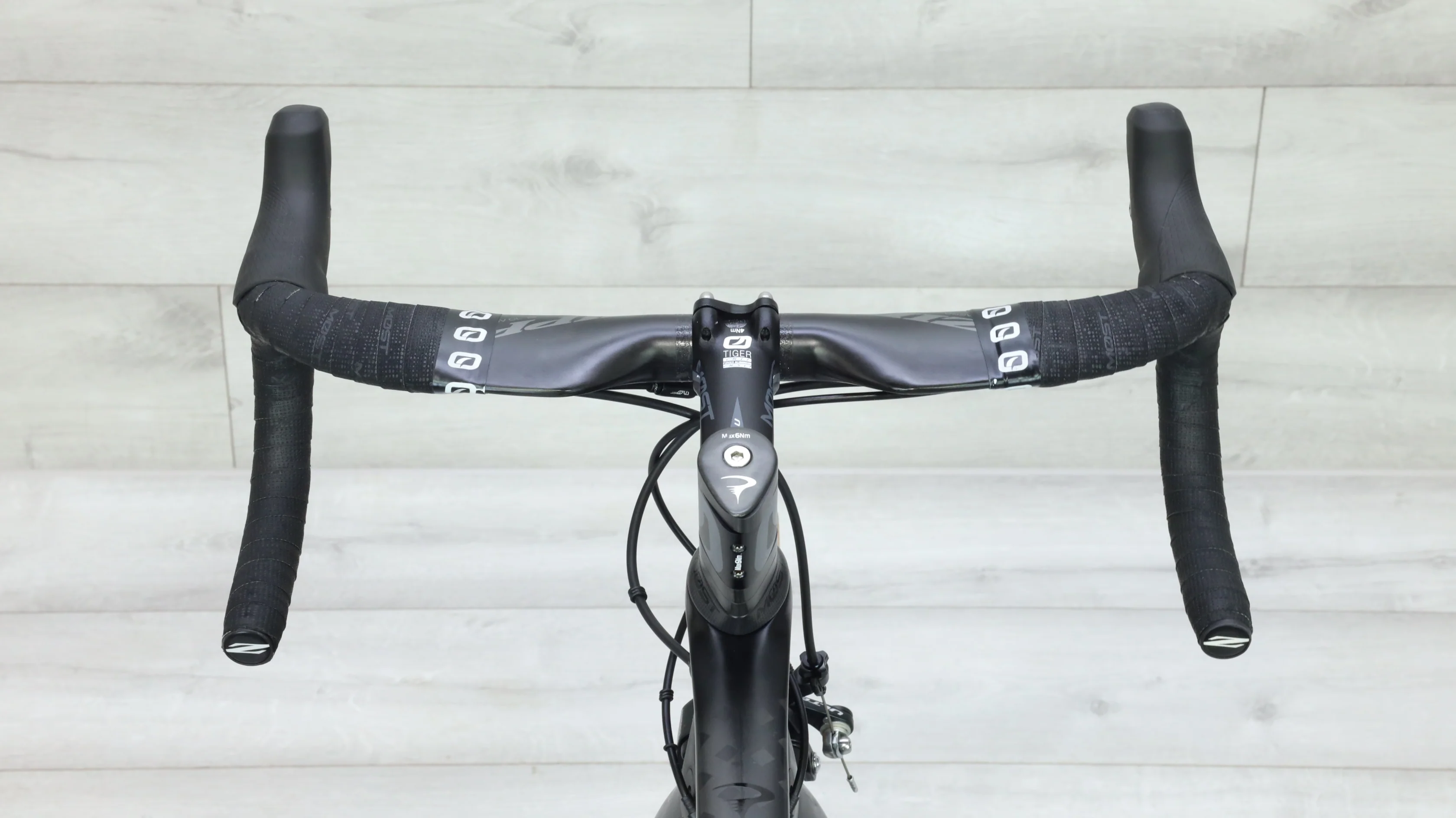 2020 Pinarello Prince Road Bike - 57cm - Image 11