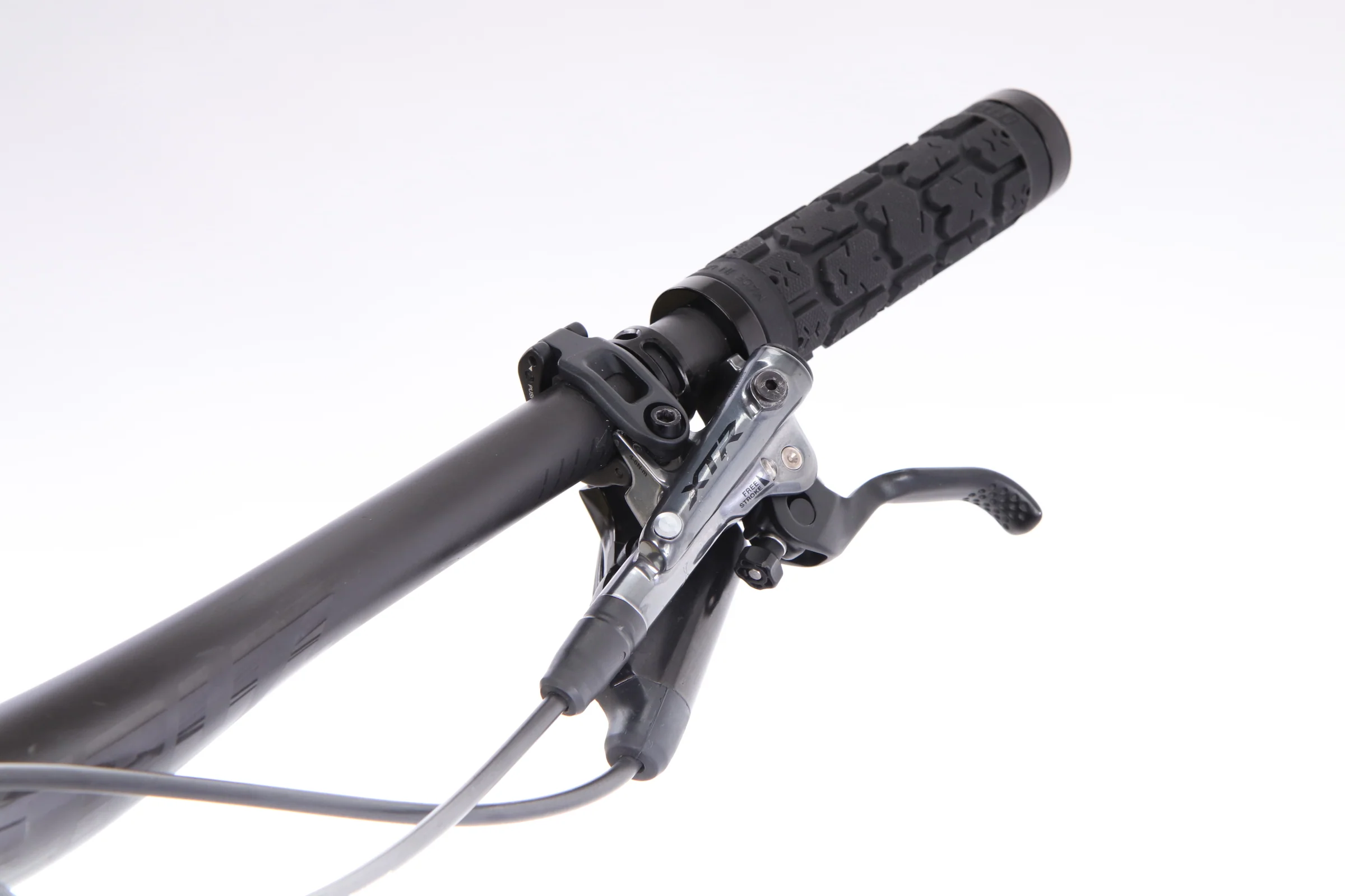 2020 Santa Cruz Tallboy Carbon CC XTR Reserve  Mountain Bike - Medium - Image 12