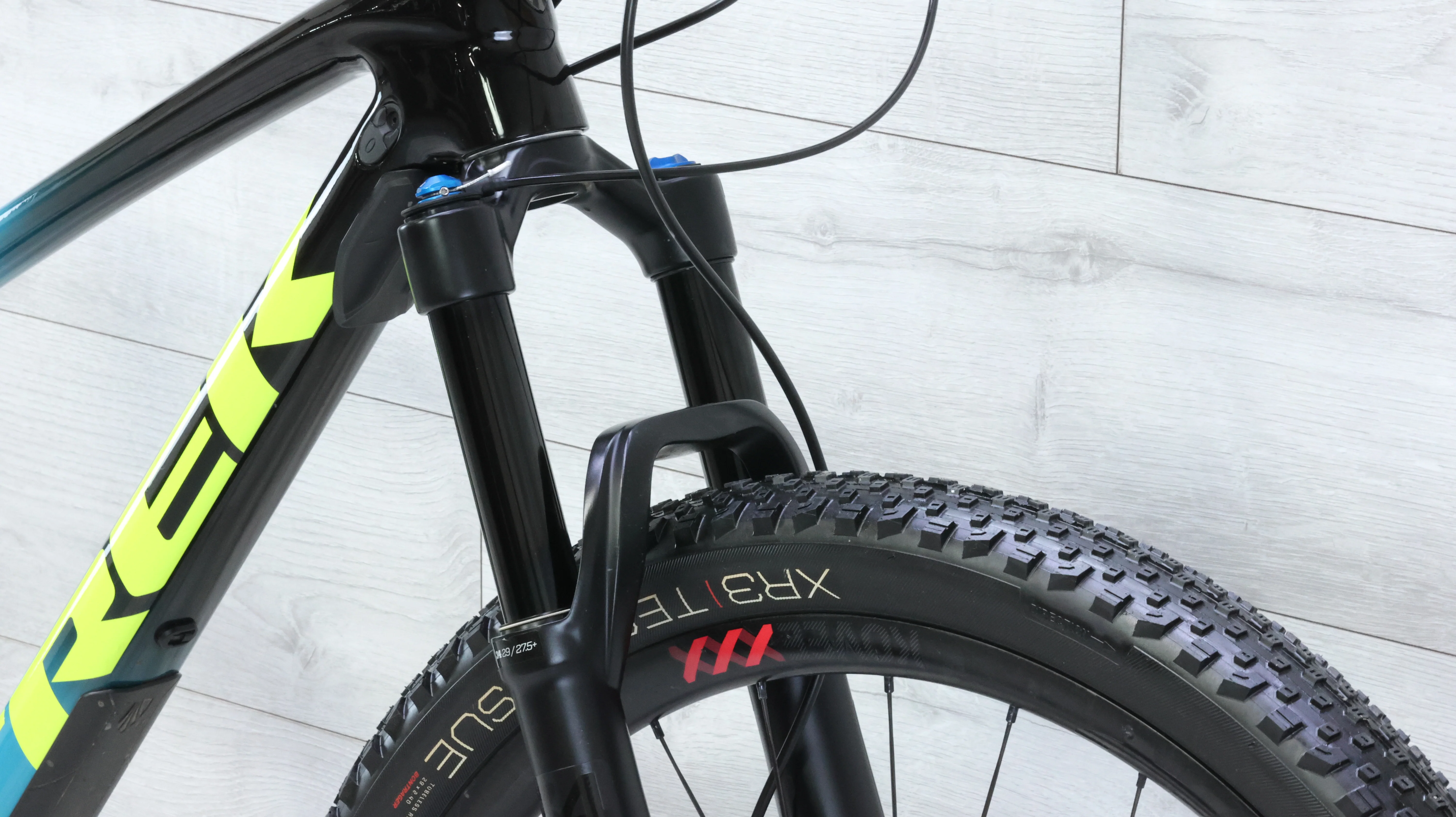 2020 Trek Top Fuel 9 XTR Mountain Bike - Medium - Image 10