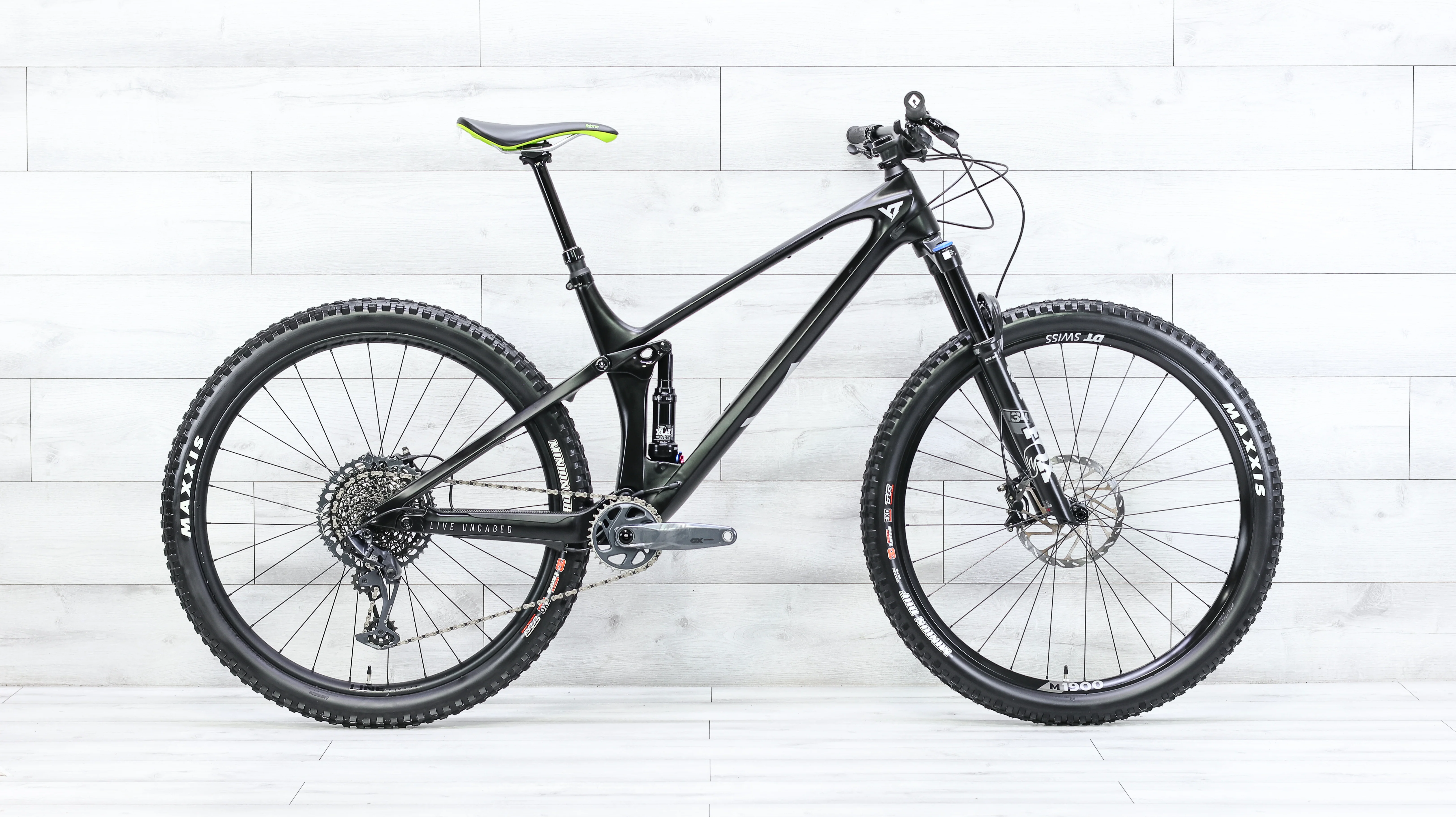 YT Izzo Pro 29 Mountain Bike - 2021, Large