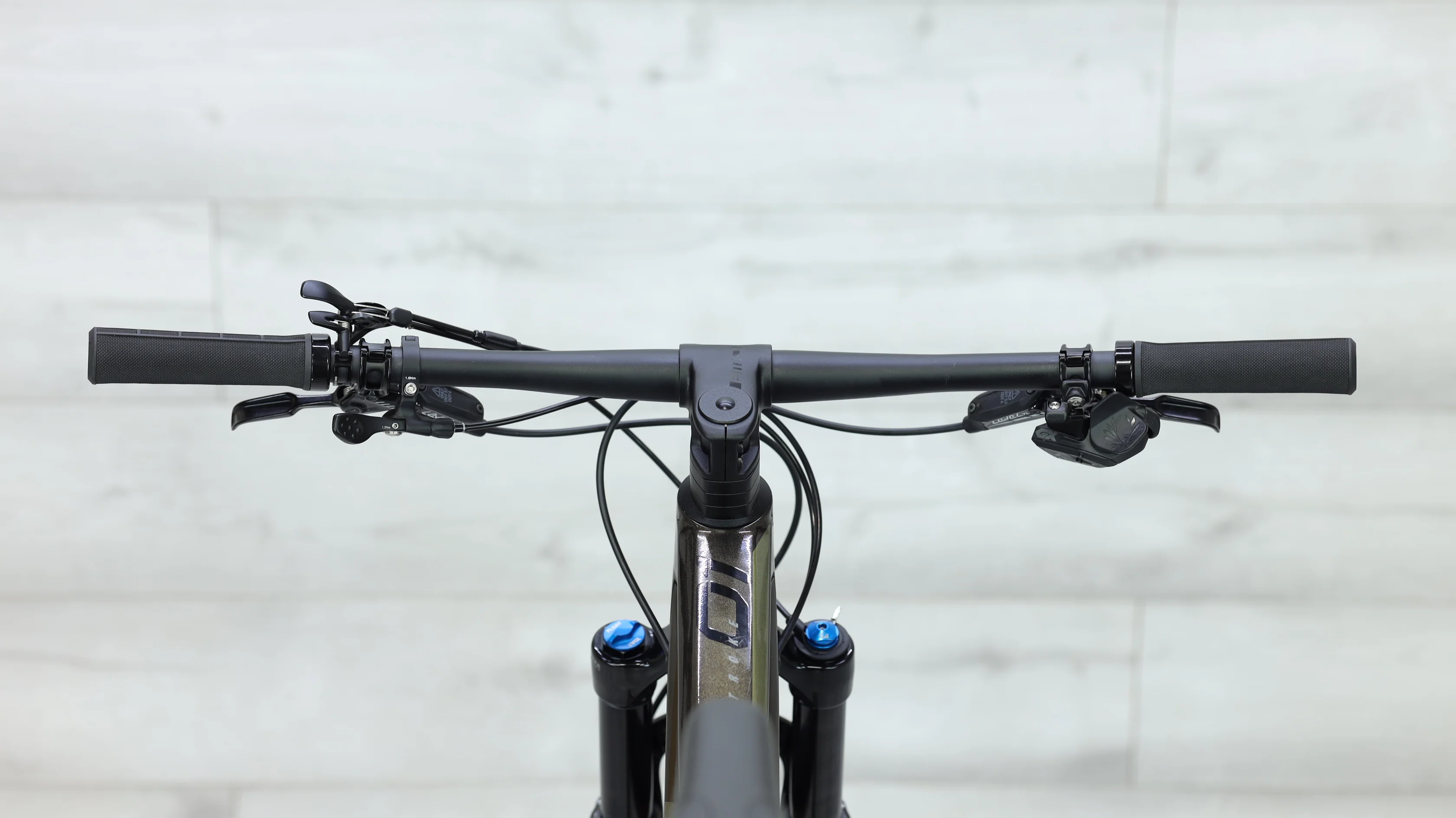 2022 BMC Fourstroke 01 LT TWO AXS Mountain Bike - Medium - Image 12