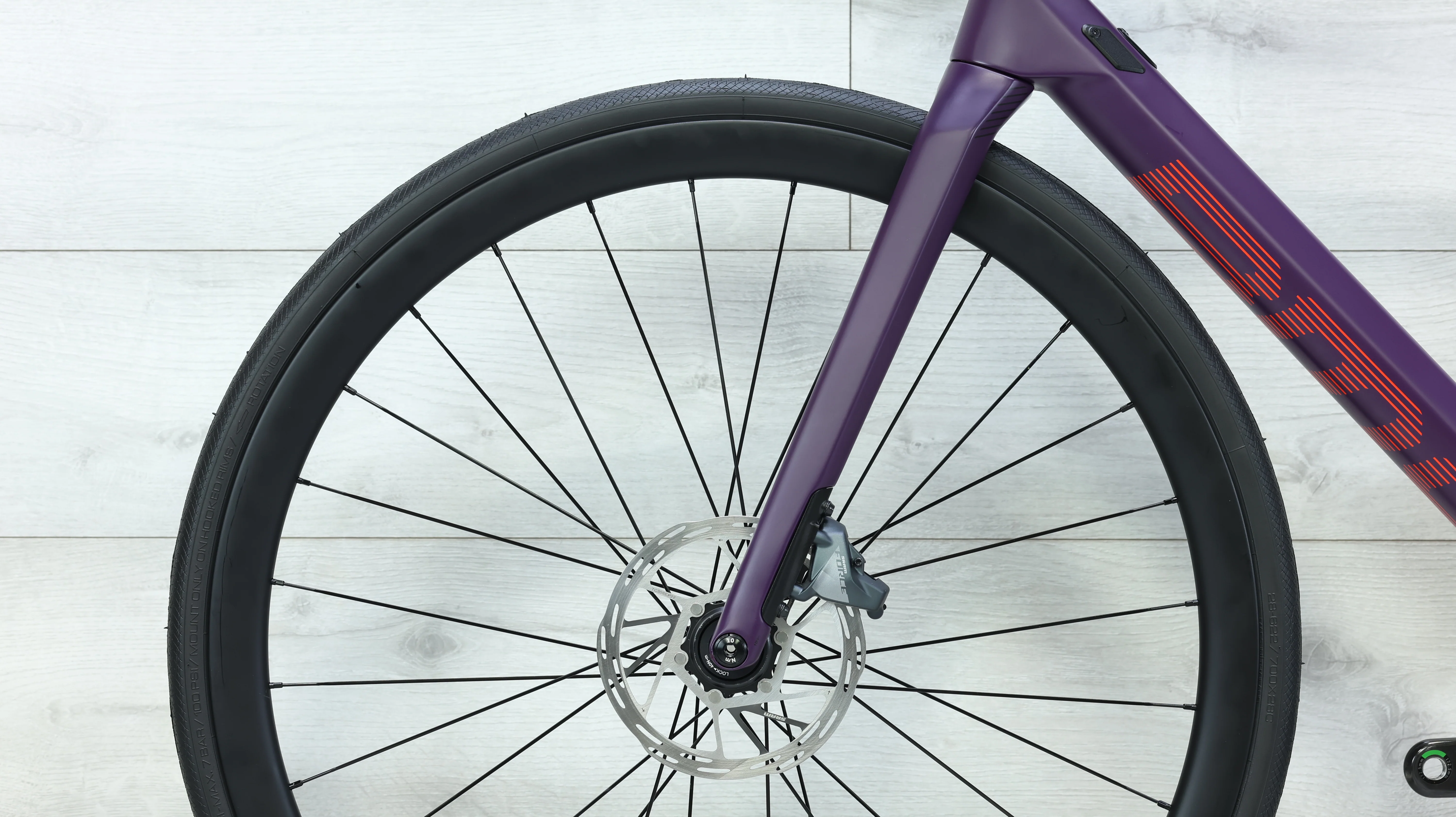2022 BMC Roadmachine 01 FOUR Road Bike - 56cm - Image 14